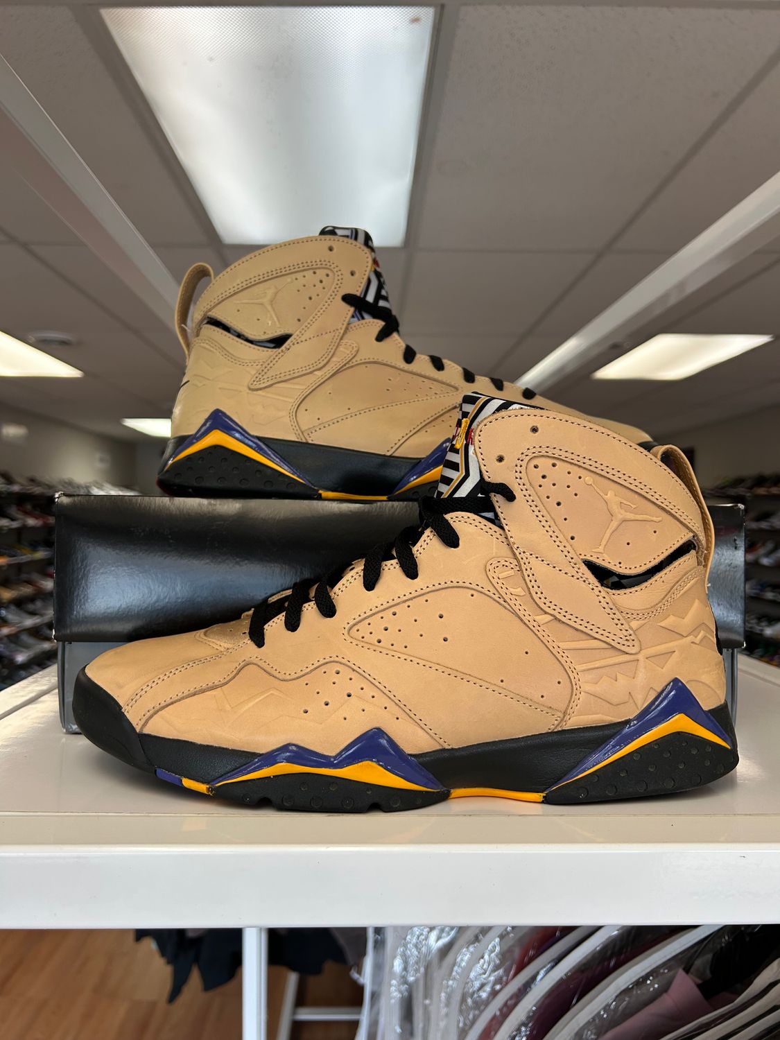 PO AIR JORDAN 7 VACHETTA TAN SIZE 13