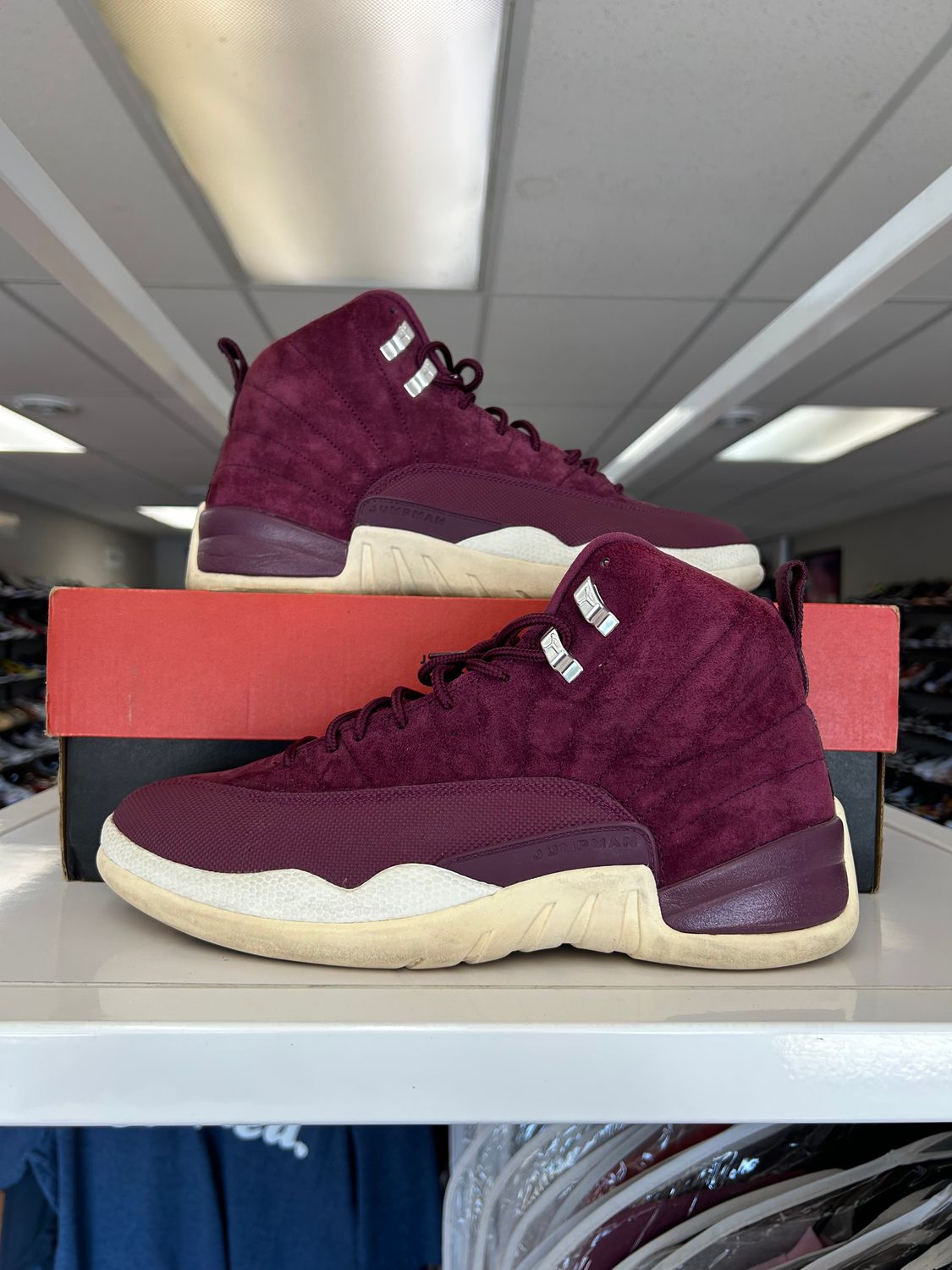 PO AIR JORDAN 12 BORDEAUX SIZE 10.5