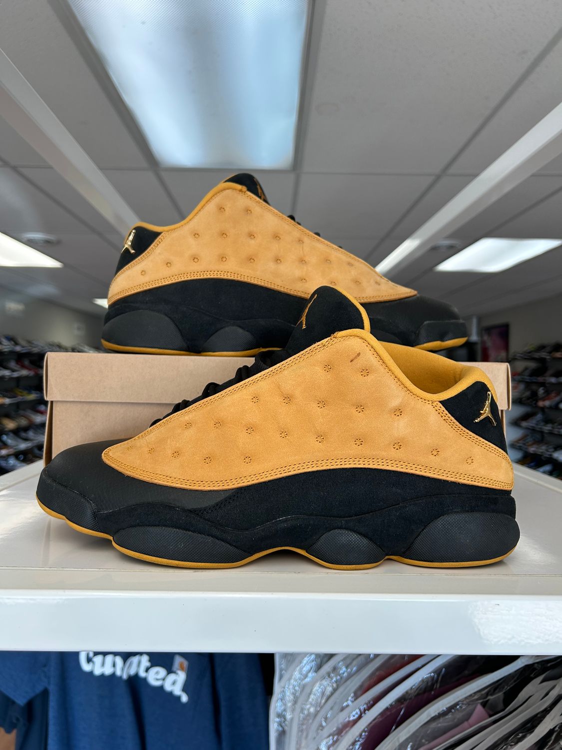 PO AIR JORDAN 13 LOW CHUTNEY SIZE 13