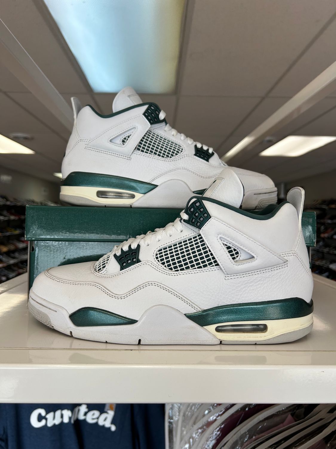 PO AIR JORDAN 4 OXIDIZED GREEN SIZE 11