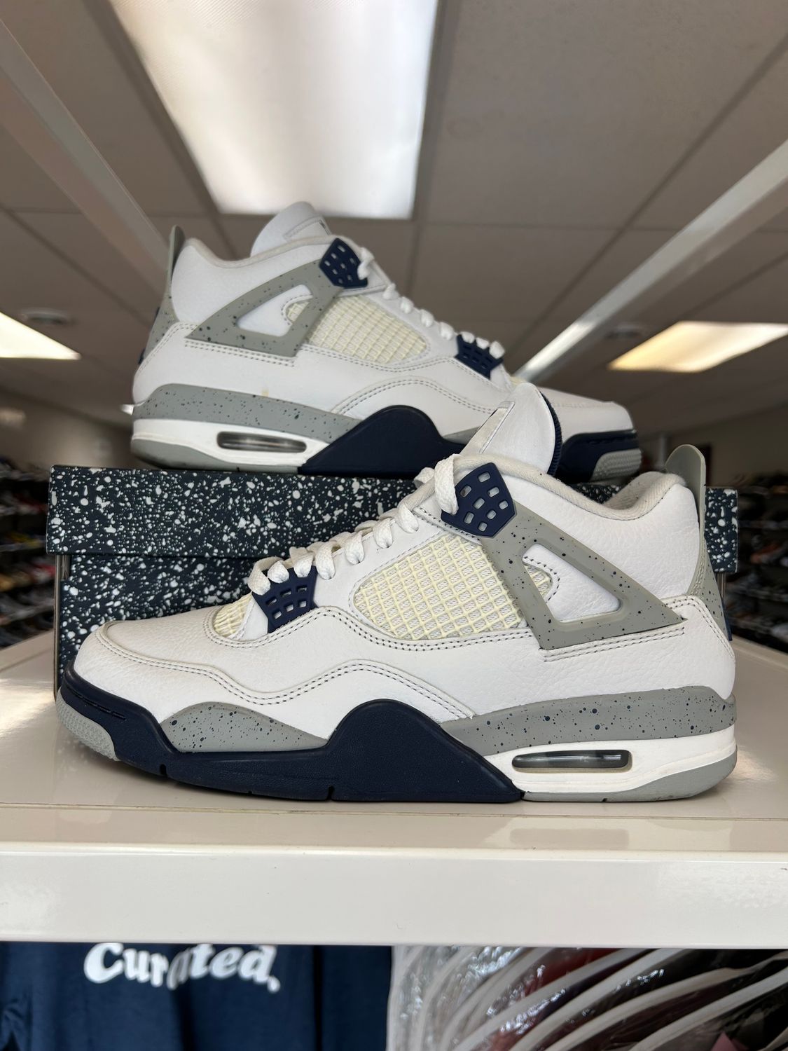 PO AIR JORDAN 4 MIDNIGHT NAVY SIZE 9