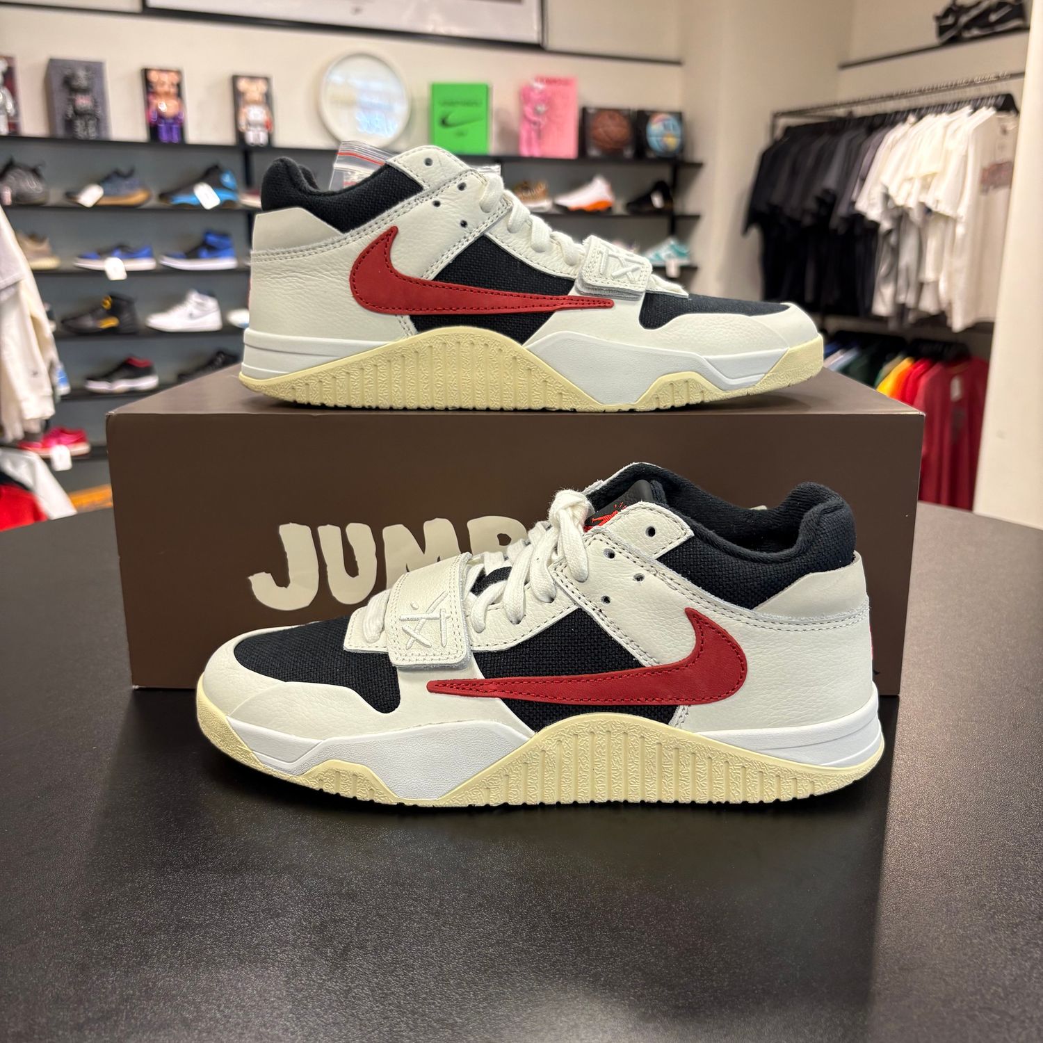 NEW AIR JORDAN JUMPMAN JACK TR TRAVIS SCOTT UNIVERSITY RED