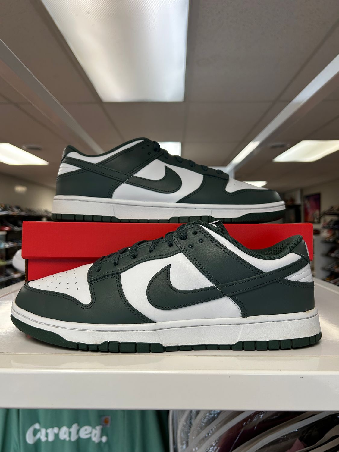 PO NIKE DUNK LOW VINTAGE GREEN SIZE 12