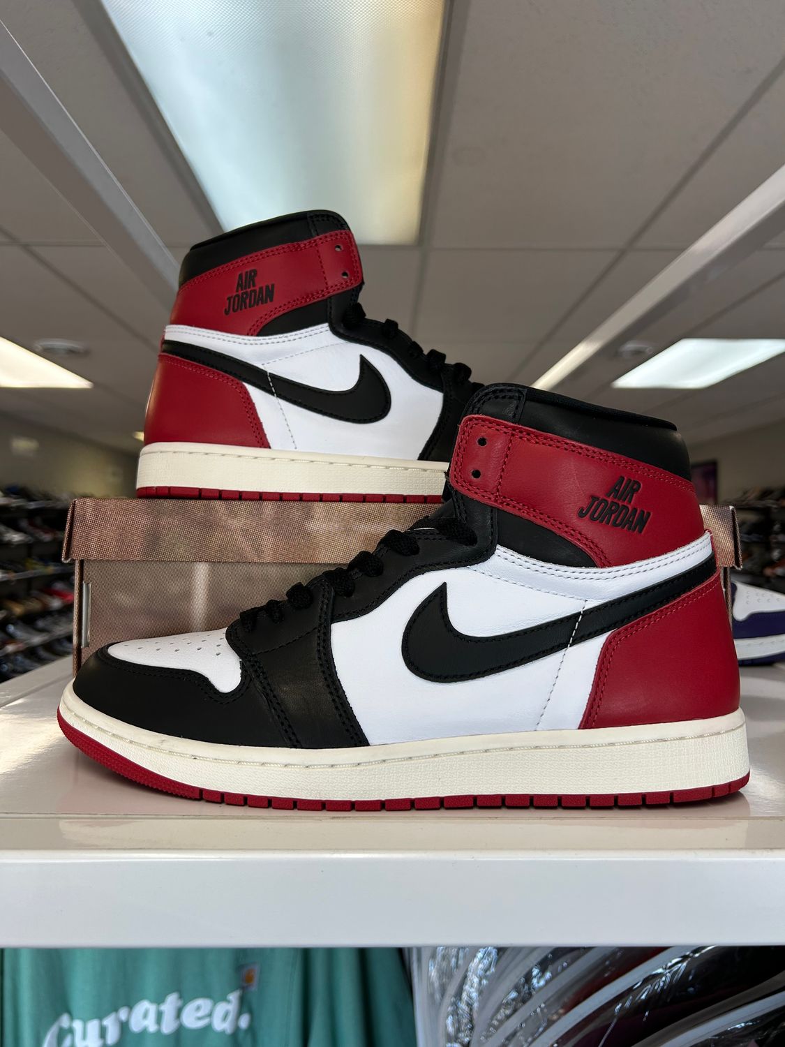 PO AIR JORDAN 1 HIGH BLACK TOE REIMAGINED SIZE 10.5
