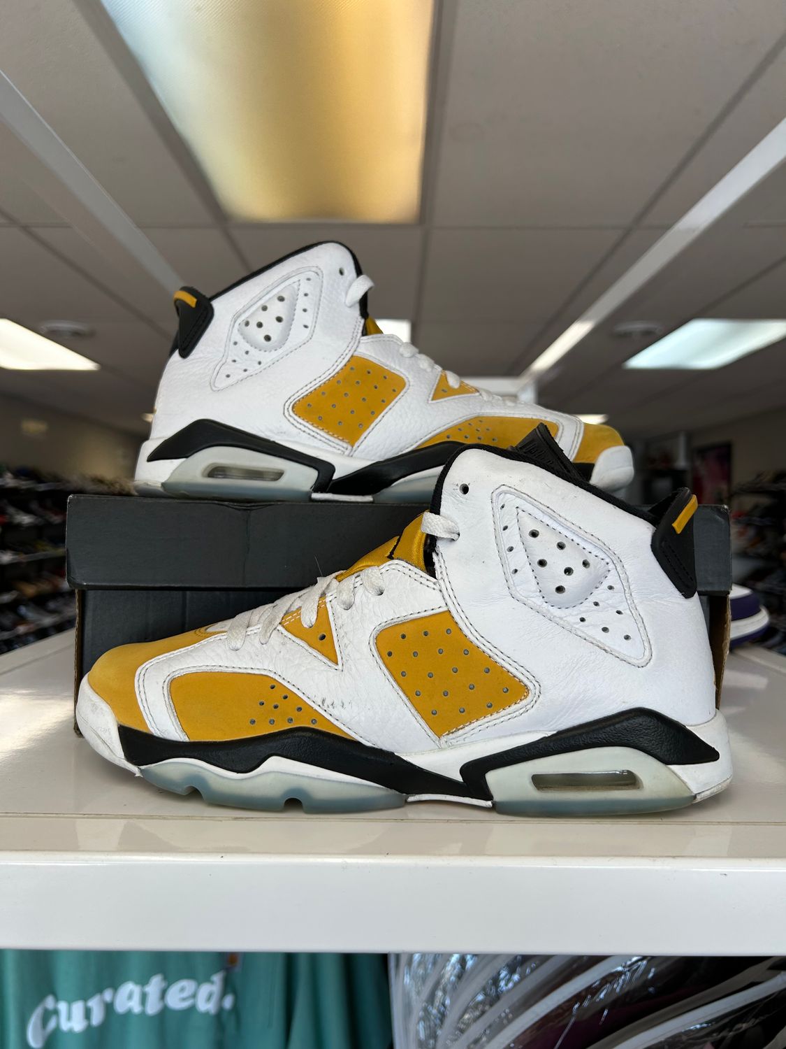 PO AIR JORDAN 6 YELLOW OCHRE SIZE 7Y