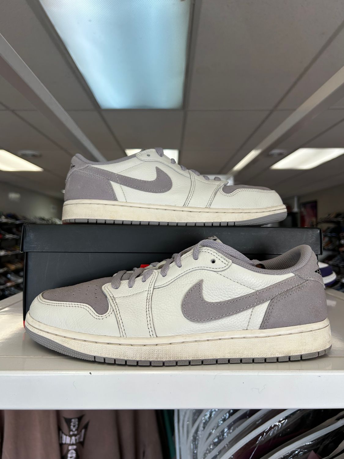 PO AIR JORDAN 1 LOW ATMOSPHERE GREY SIZE 10.5