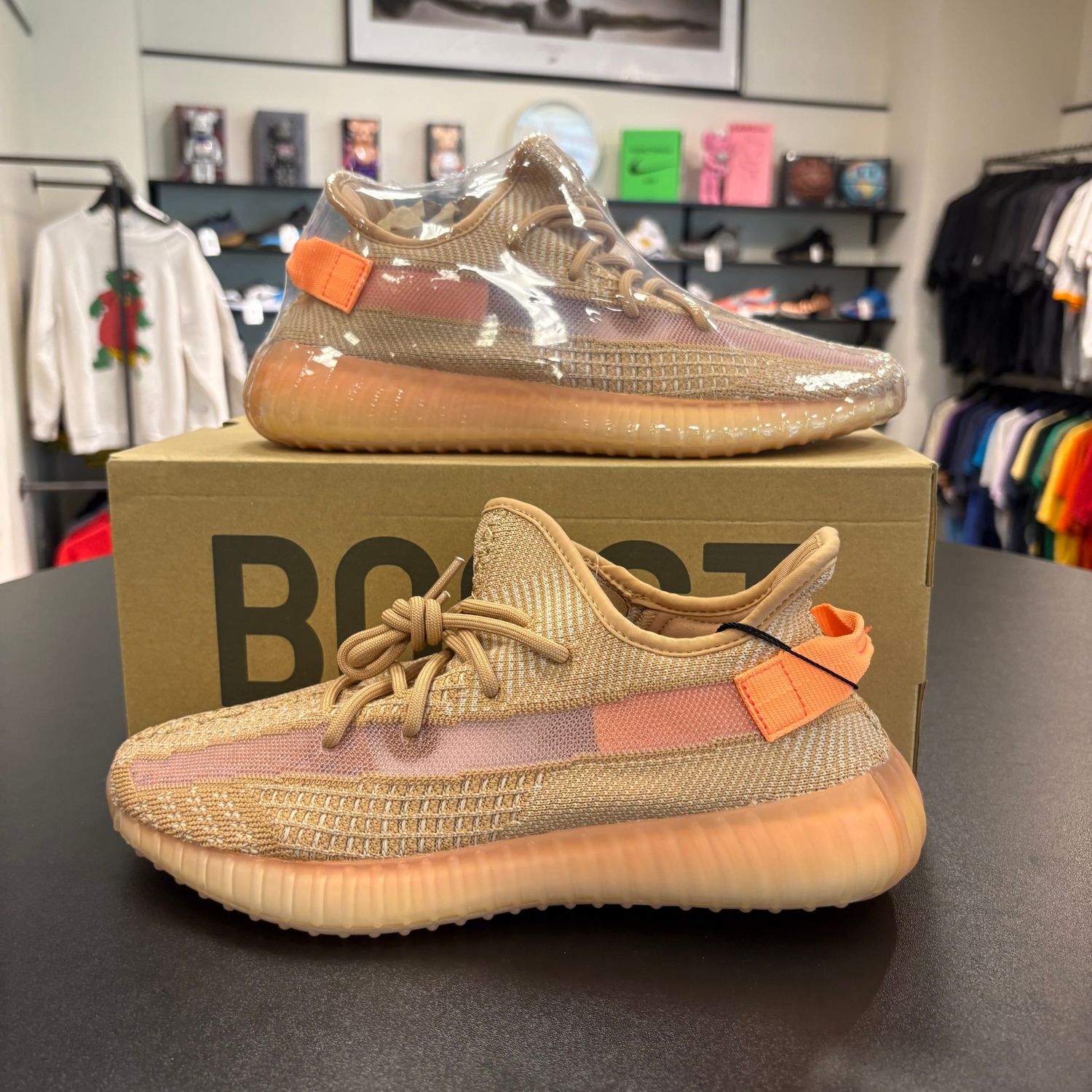 NEW ADIDAS YEEZY 350 V2 CLAY