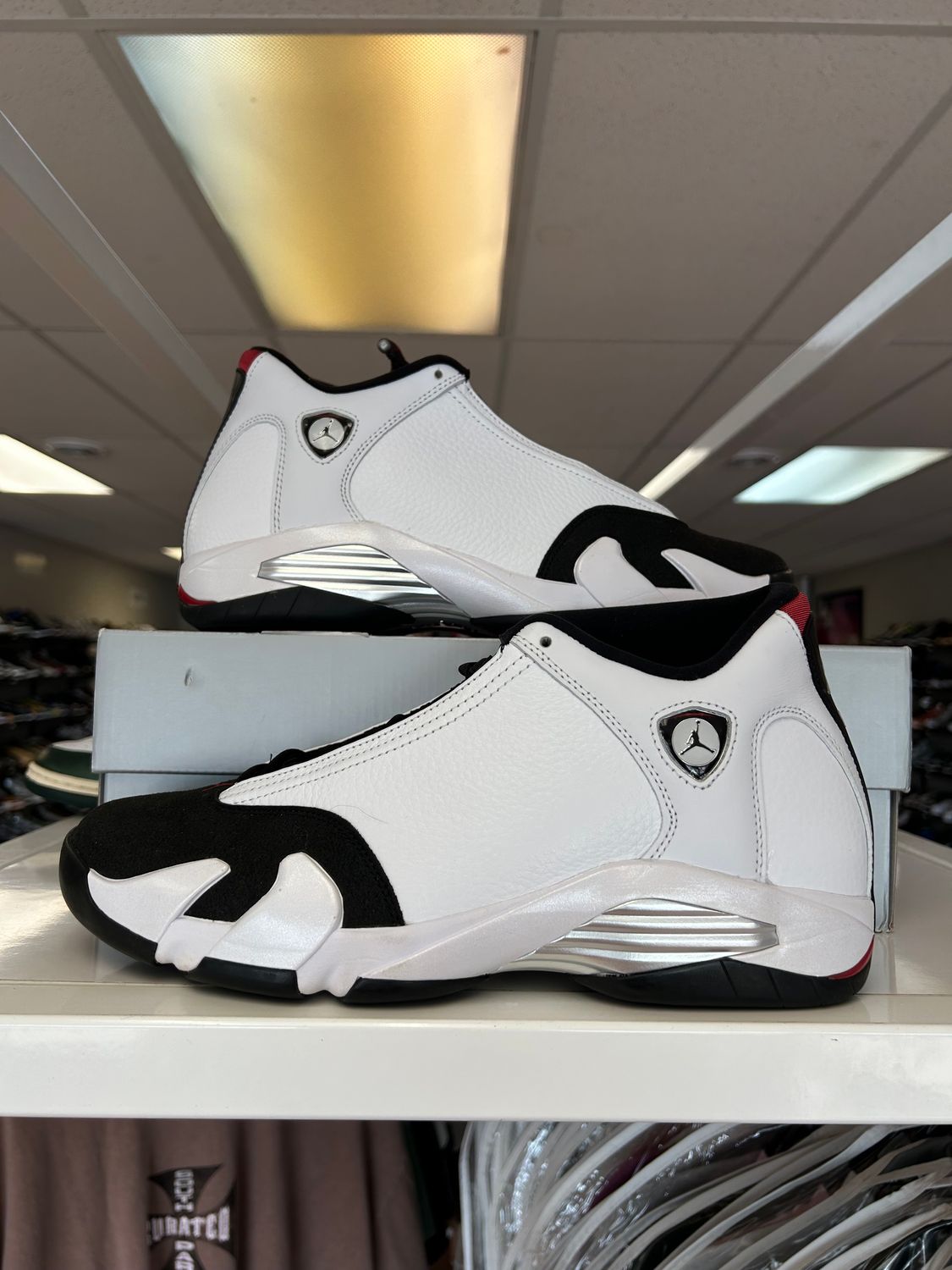 PO AIR JORDAN 14 BLACK TOE SIZE 11.5