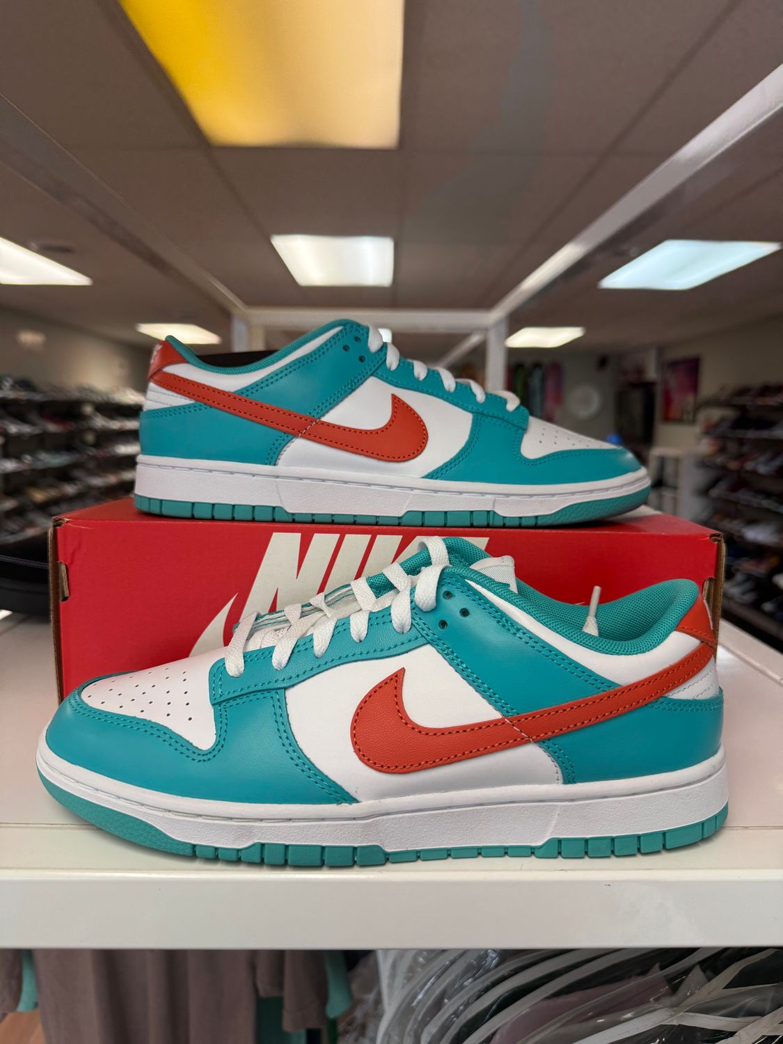 PO NIKE DUNK LOW MIAMI DOLPHIN SIZE 9