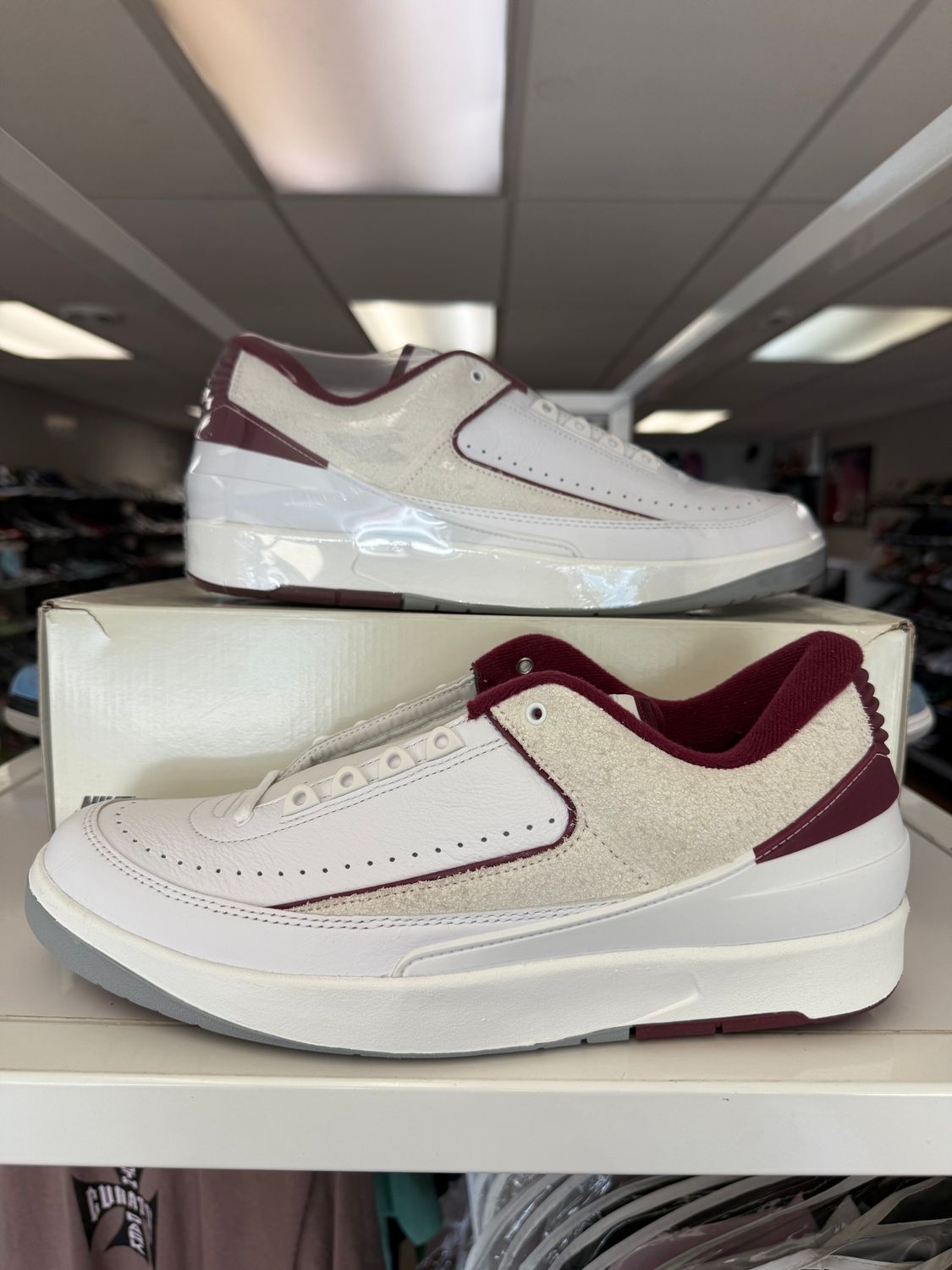 NEW AIR JORDAN 2 LOW CHERRYWOOD