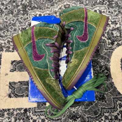 PO NIKE SB DUNK HIGH SKUNK SIZE 9.5