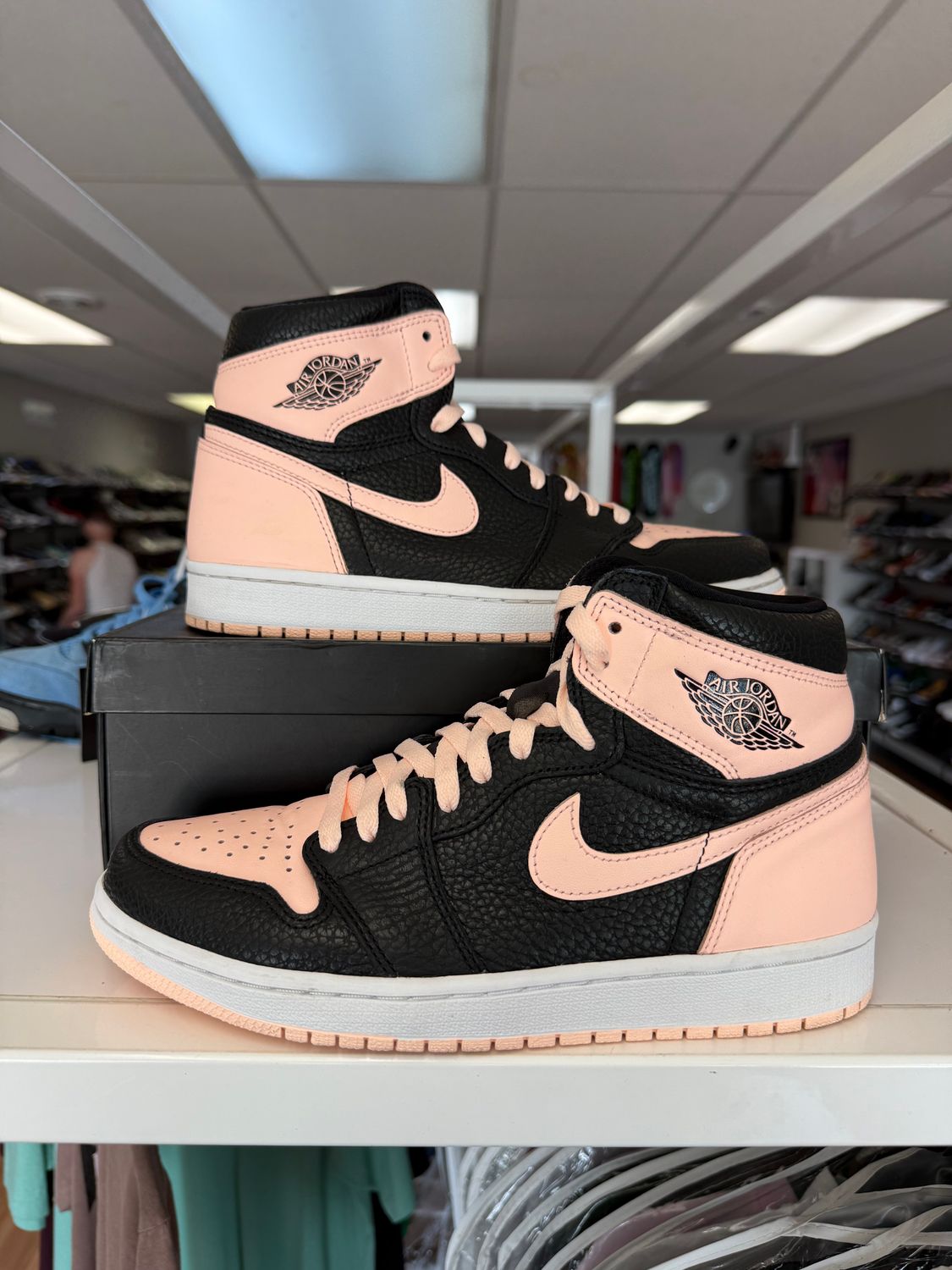 PO AIR JORDAN 1 BLACK CRIMSON TINT SIZE 8.5
