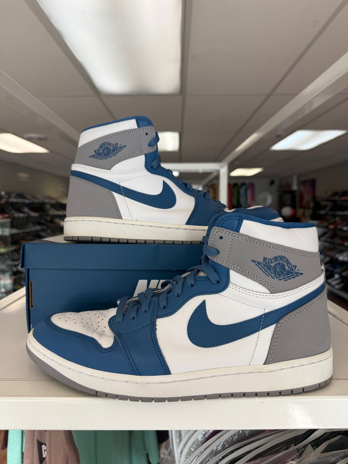 PO AIR JORDAN 1 TRUE BLUE SIZE 12.5
