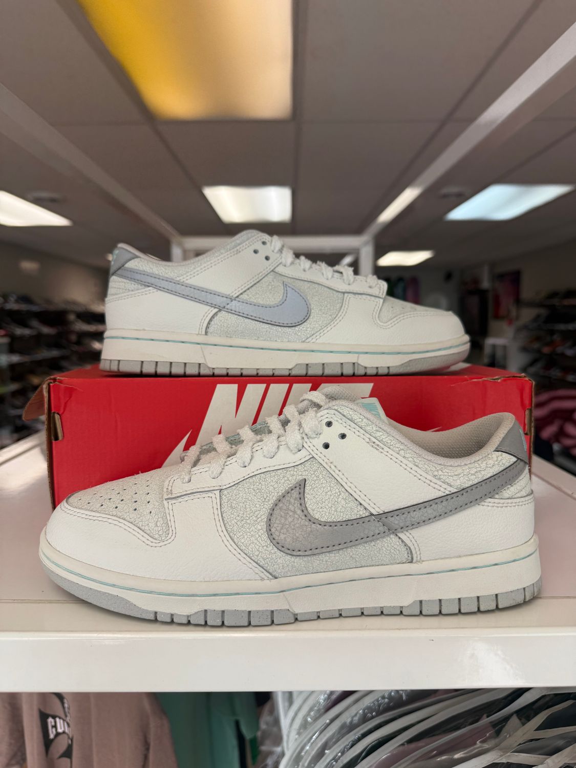 PO NIKE DUNK LOW SE WINTER STORM SIZE 8