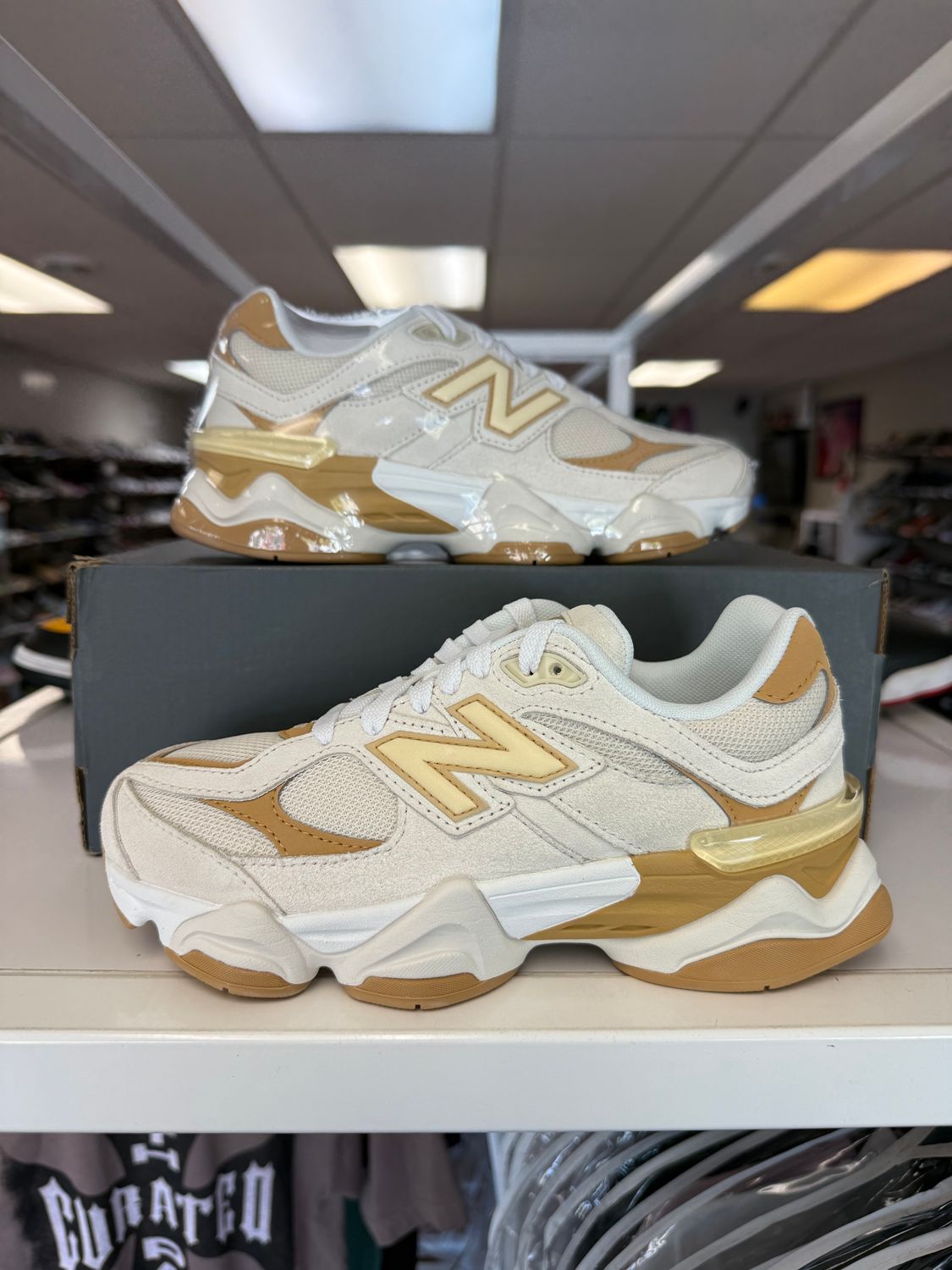 NEW NEW BALANCE 9060 WHITE BROWN 