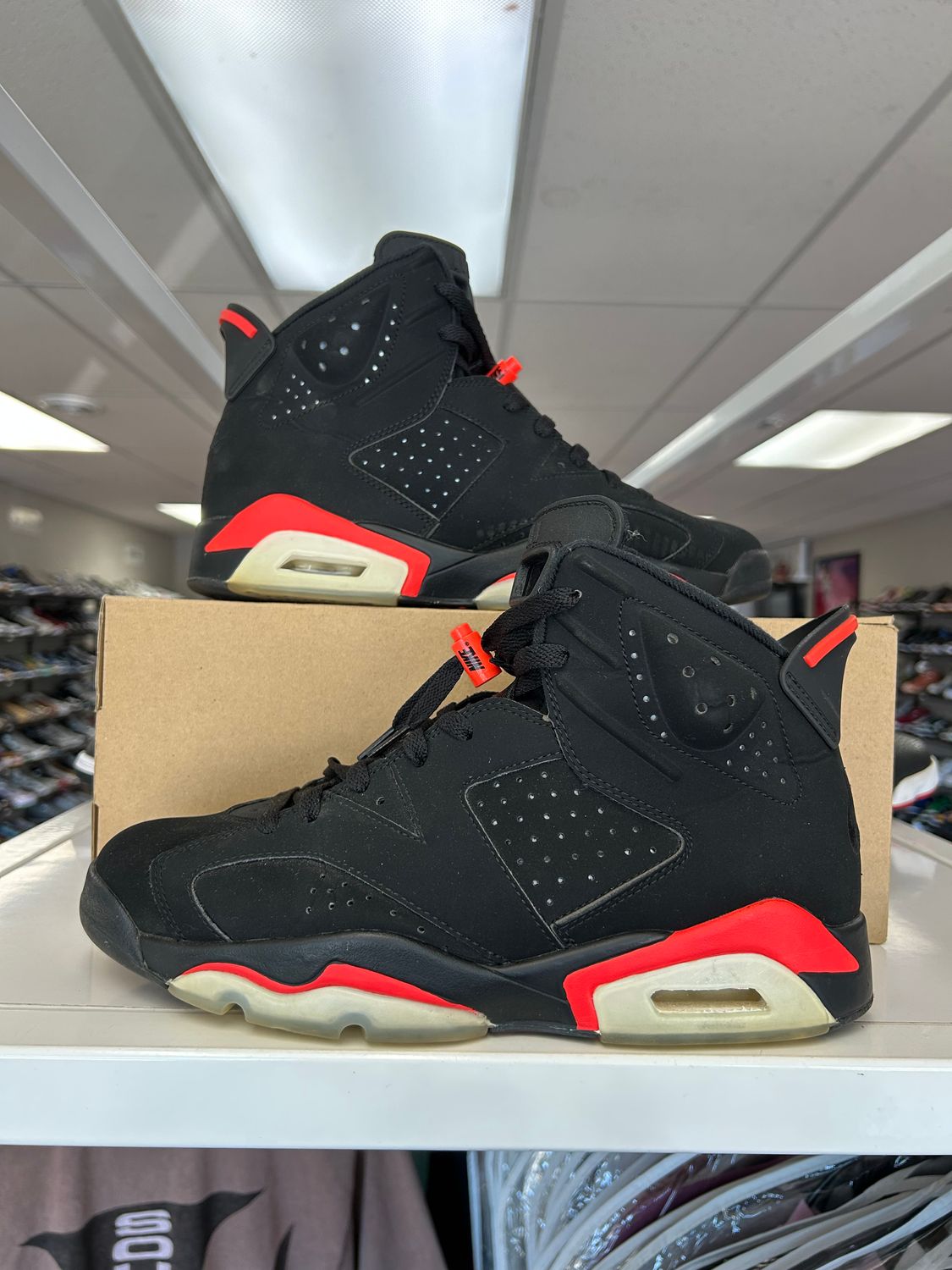 PONB AIR JORDAN 6 BLACK INFRARED (2019) SIZE 9.5