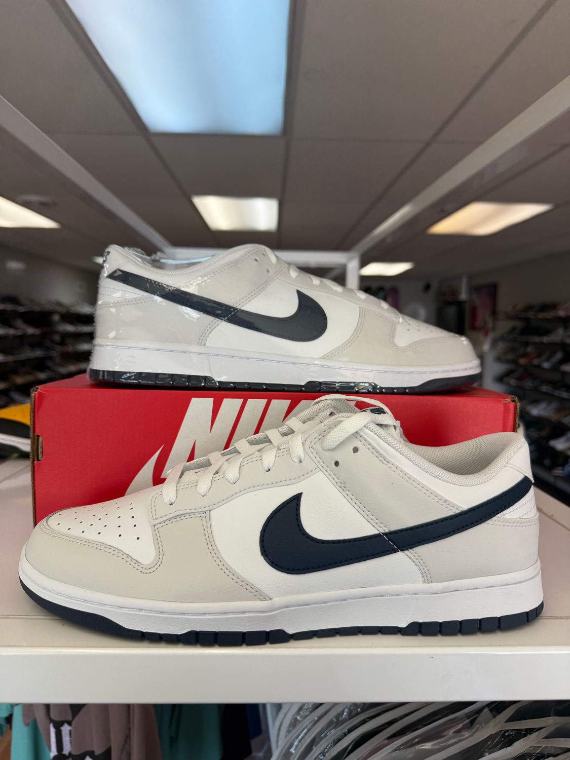 NEW NIKE DUNK LOW WHITE MIDNIGHT NAVY