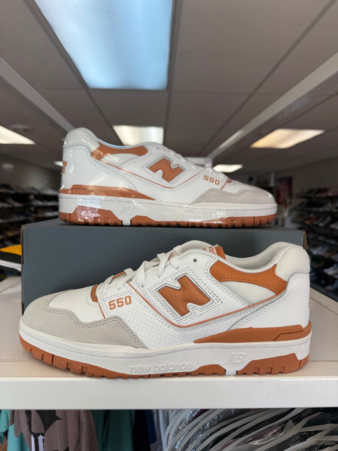NEW NEW BALANCE 550 BURNT ORANGE 