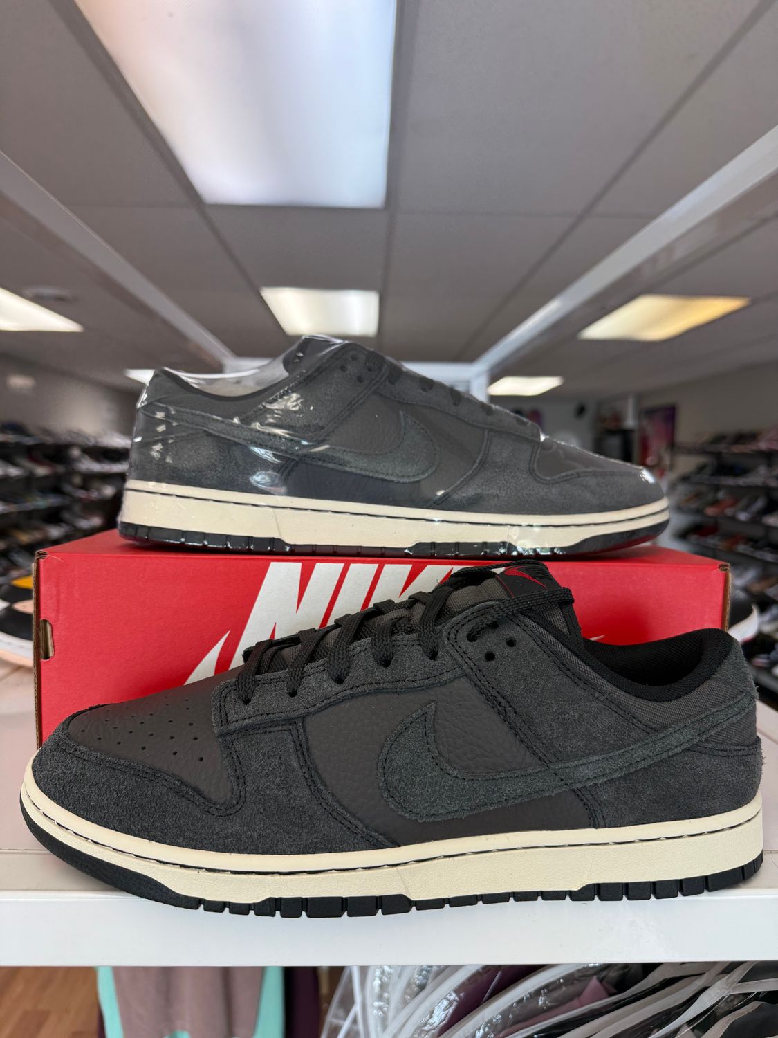 NEW NIKE DUNK LOW PREMIUM BLACK OFF NOIR 