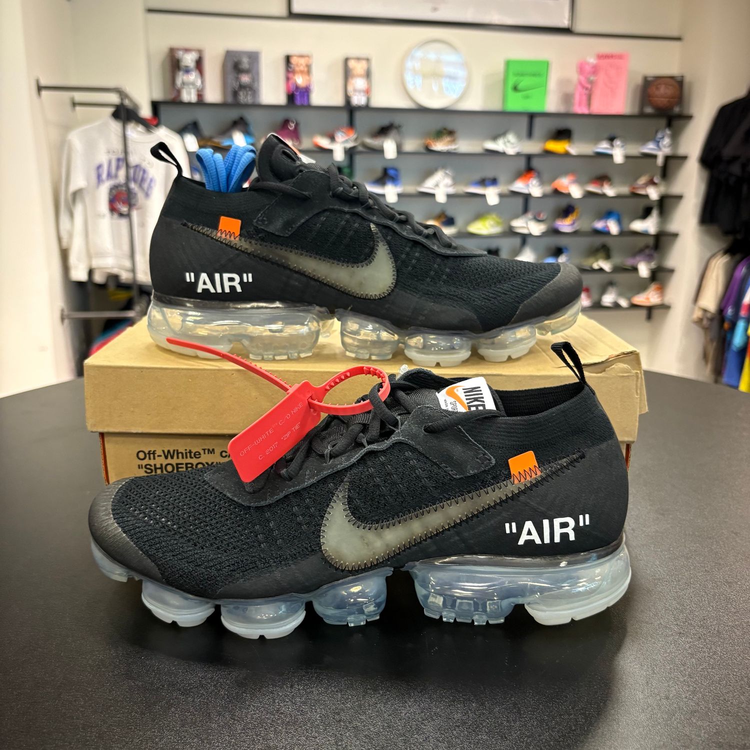 NEW NIKE AIR VAPORMAX OFF WHITE BLACK