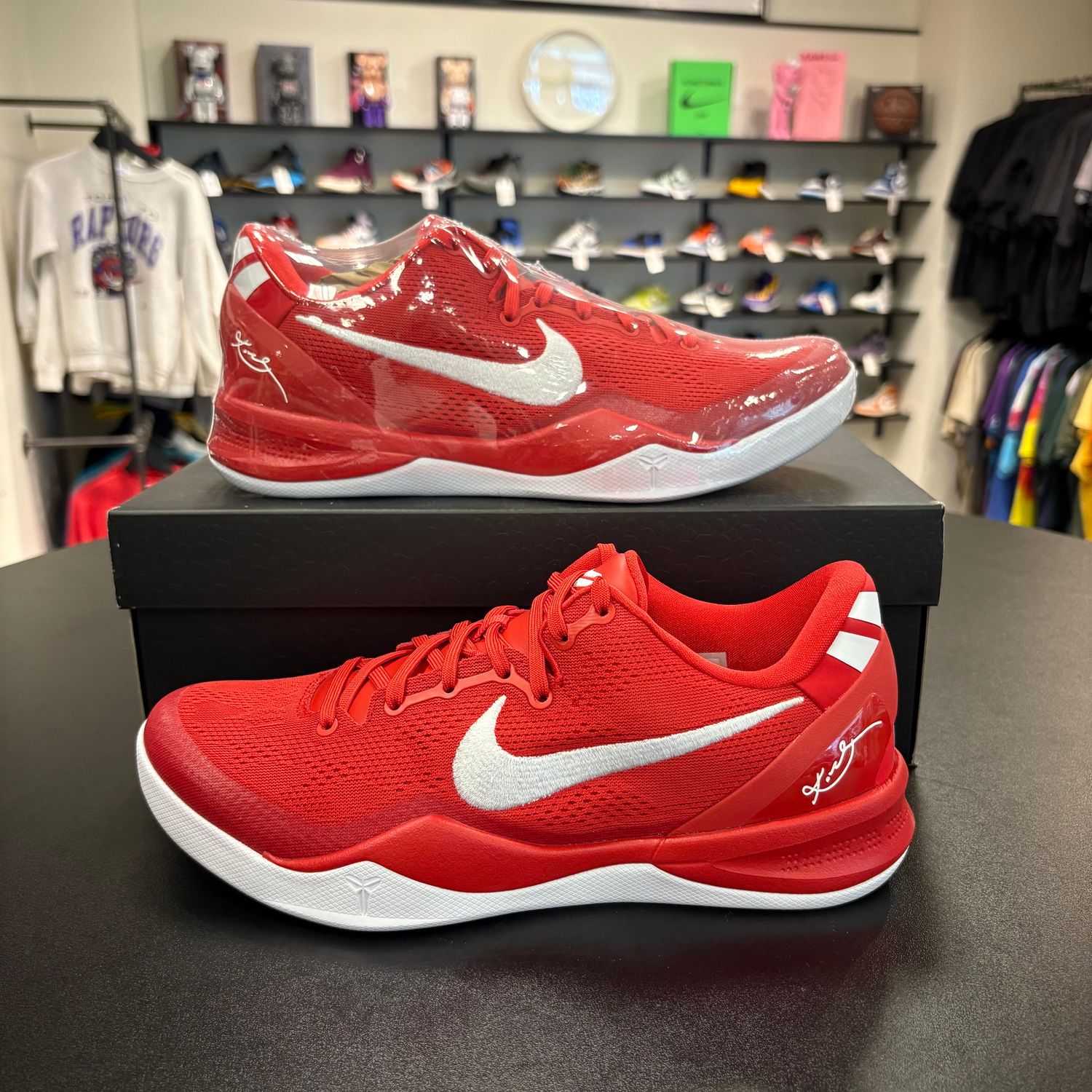 NEW NIKE KOBE 8 PROTRO UNIVERSITY RED