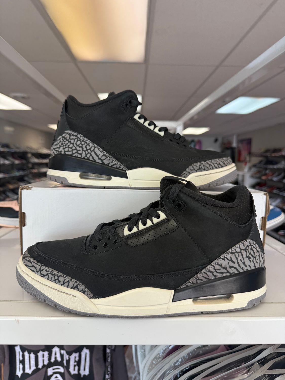 PO AIR JORDAN 3 OFF NOIR (WOMENS) SIZE 11.5