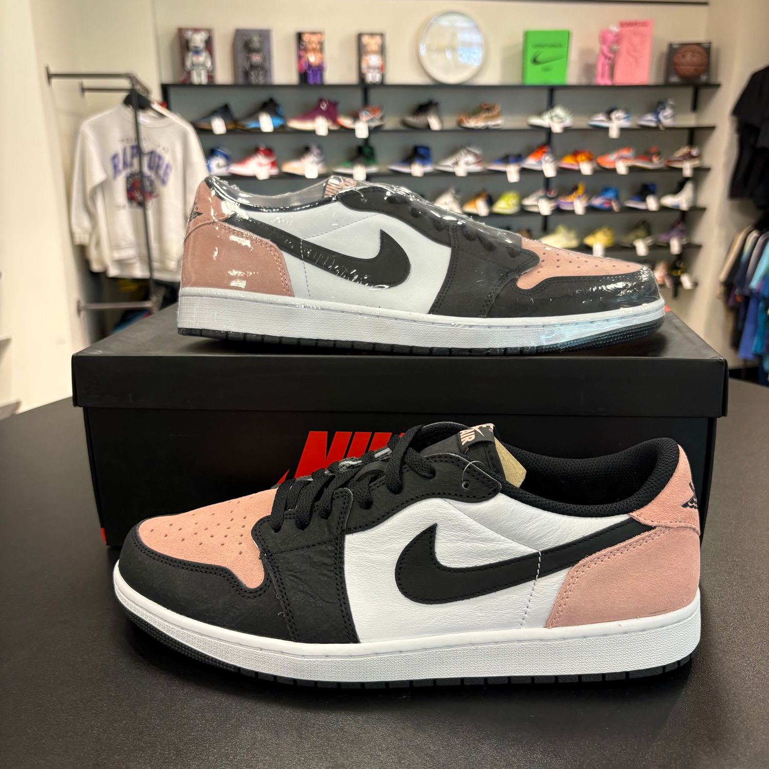 NEW AIR JORDAN 1 LOW BLEACHED CORAL