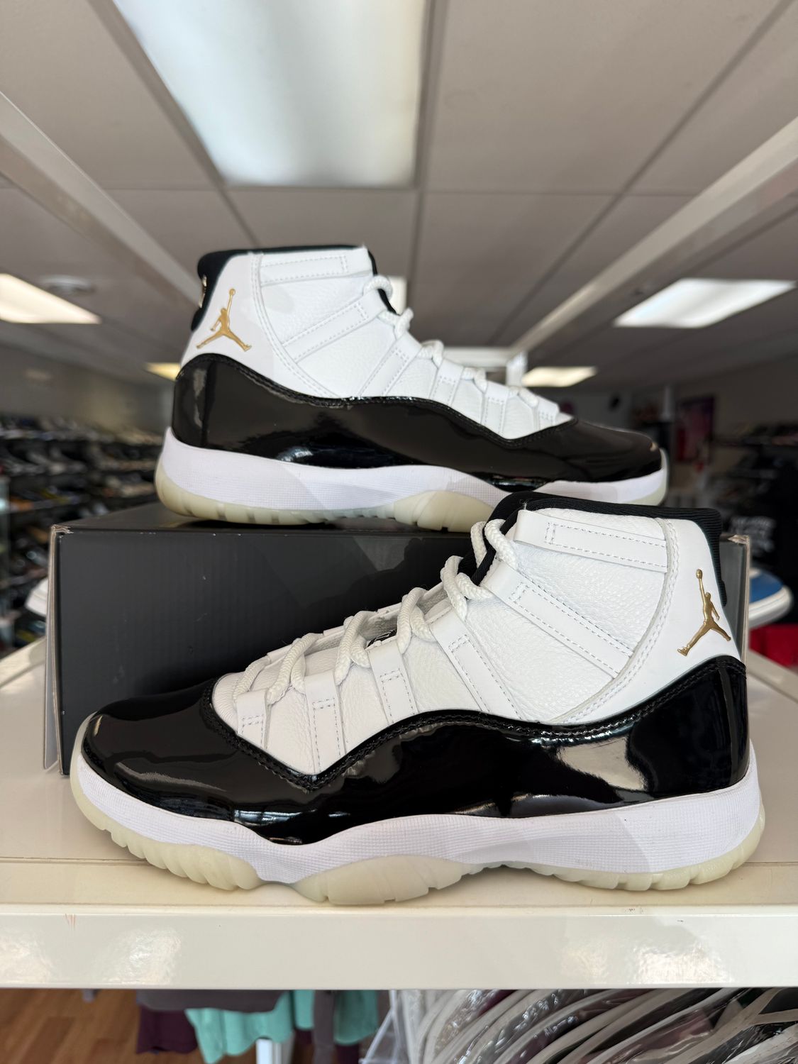 PO AIR JORDAN 11 DMP GRATITUDE (2023) SIZE 8