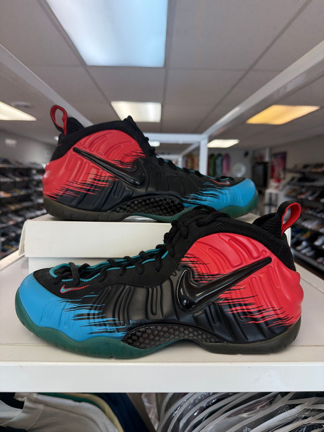 PO NIKE AIR FOAMPOSITE PRO SPIDERMAN SIZE 11.5
