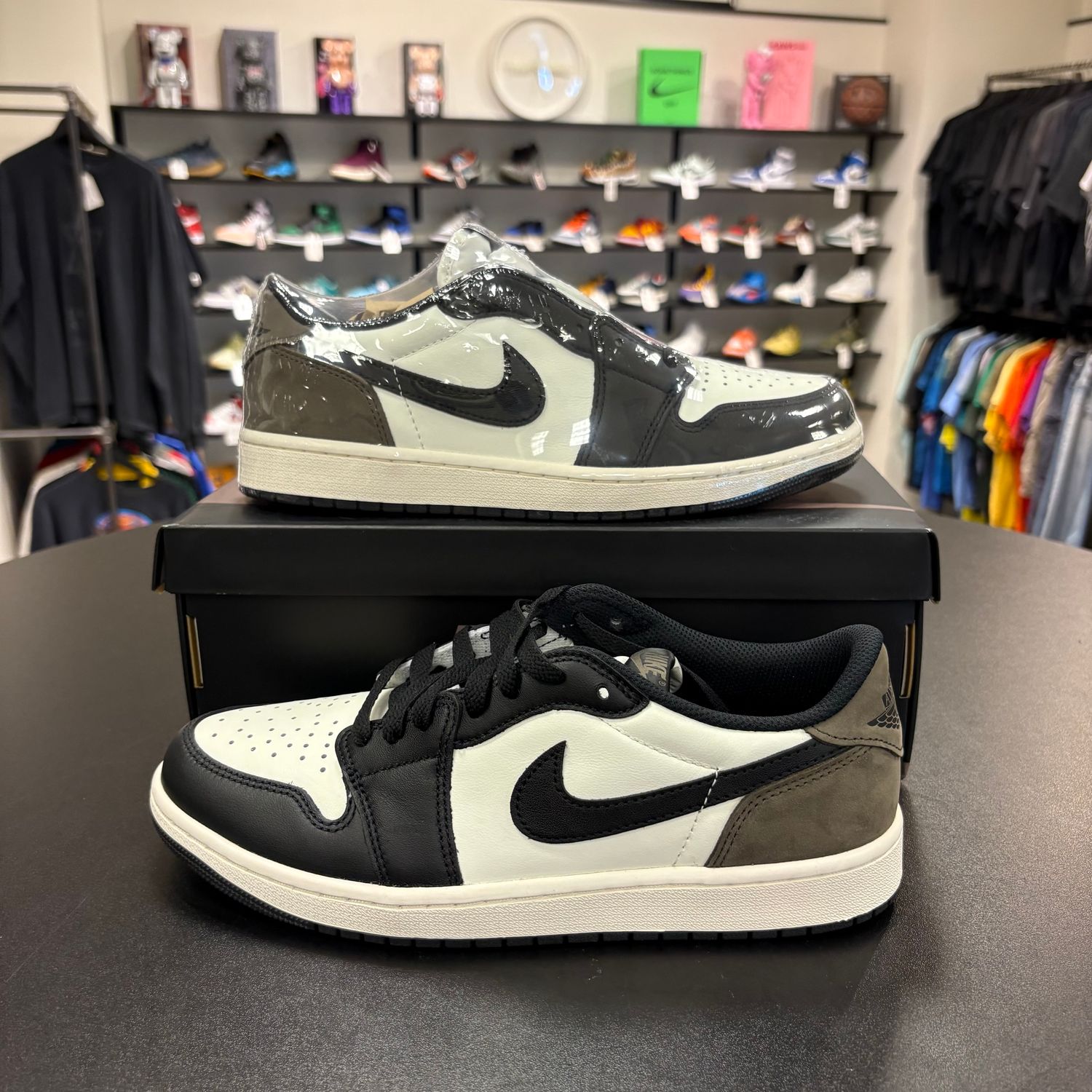 NEW AIR JORDAN 1 LOW MOCHA