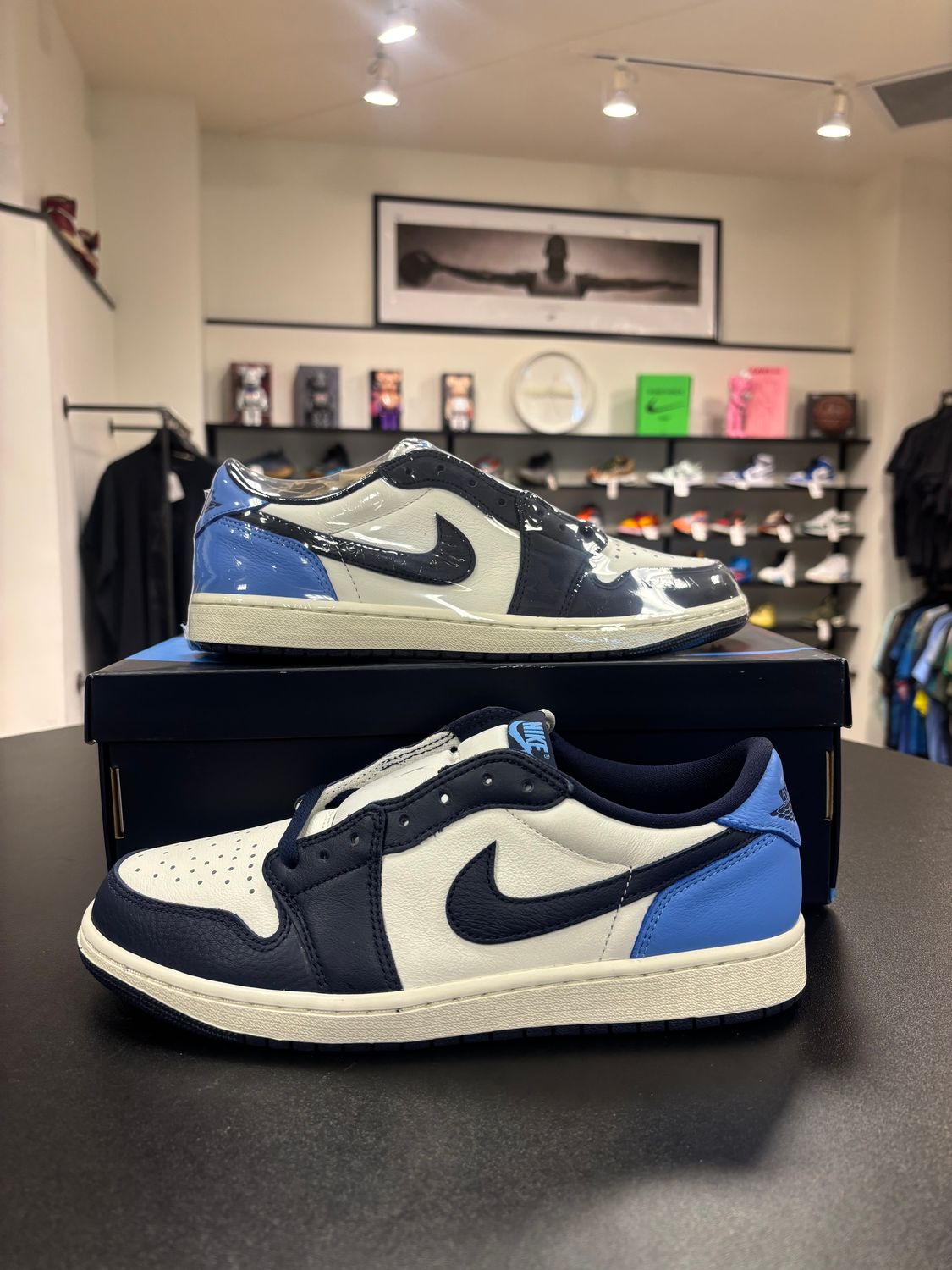 NEW AIR JORDAN 1 LOW OG OBSIDIAN UNC