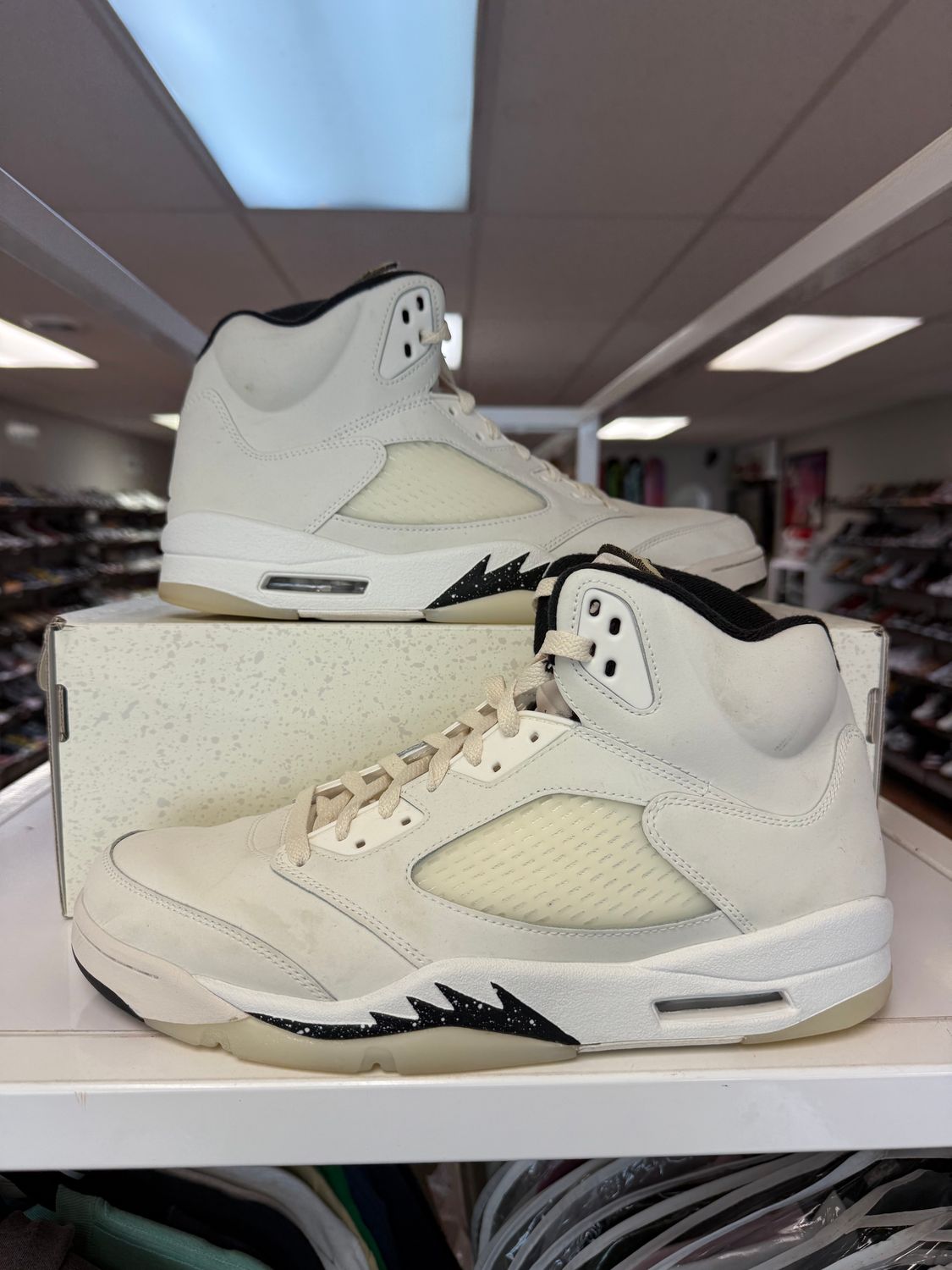 PO AIR JORDAN 5 SE SAIL SIZE 13