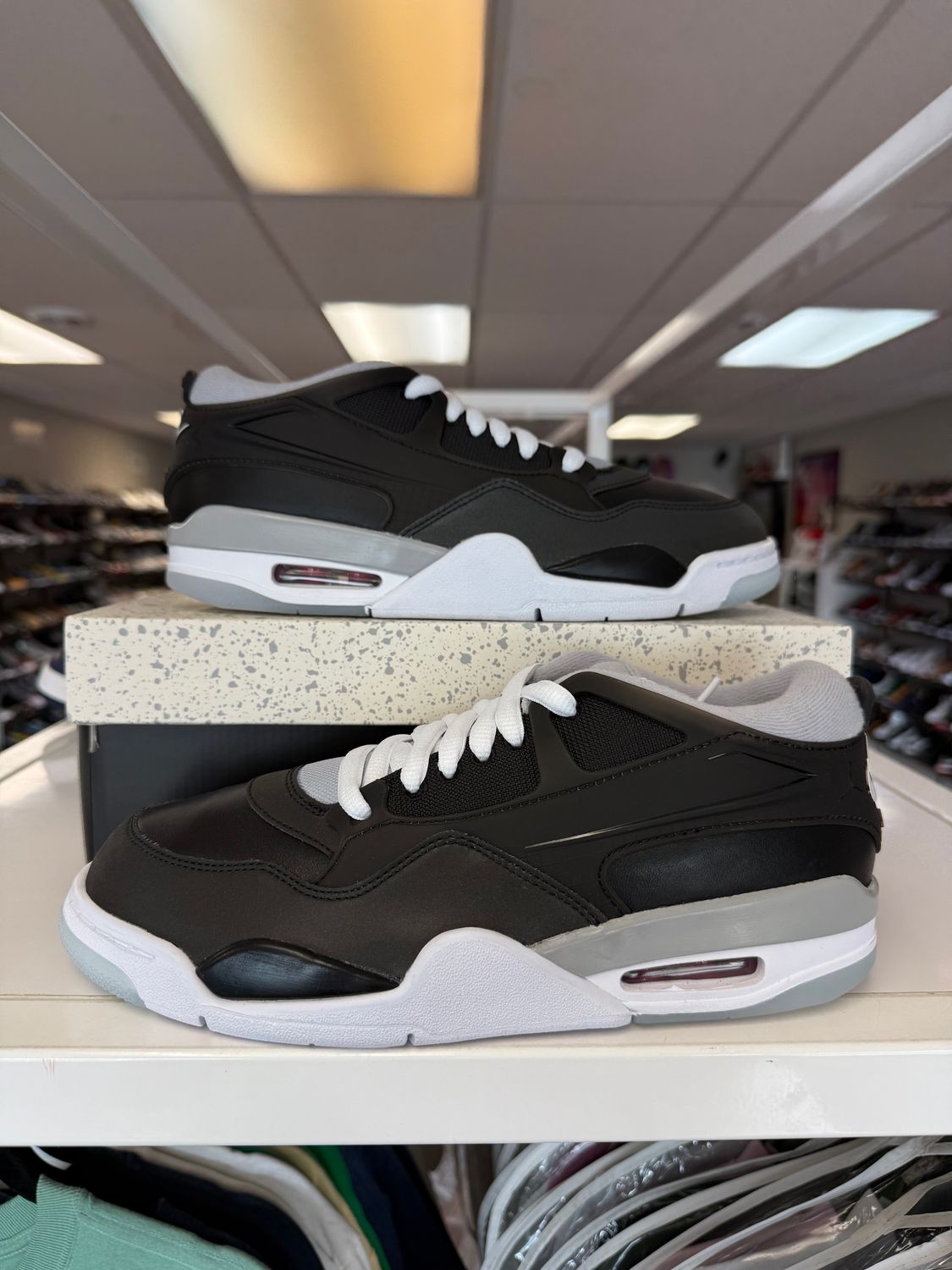 NEW AIR JORDAN 4 RM BLACK METALLIC 
