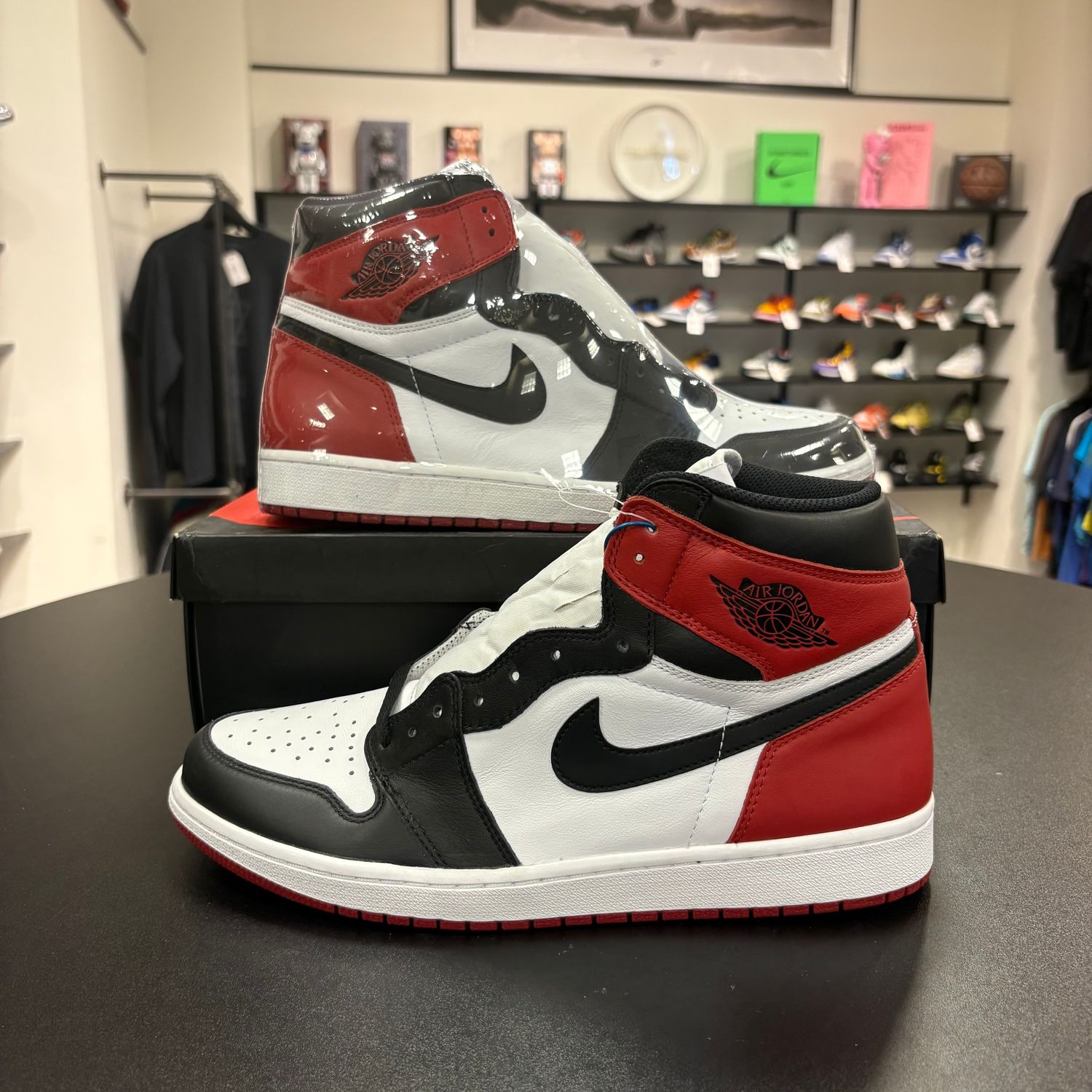 NEW AIR JORDAN 1 BLACK TOE 2016