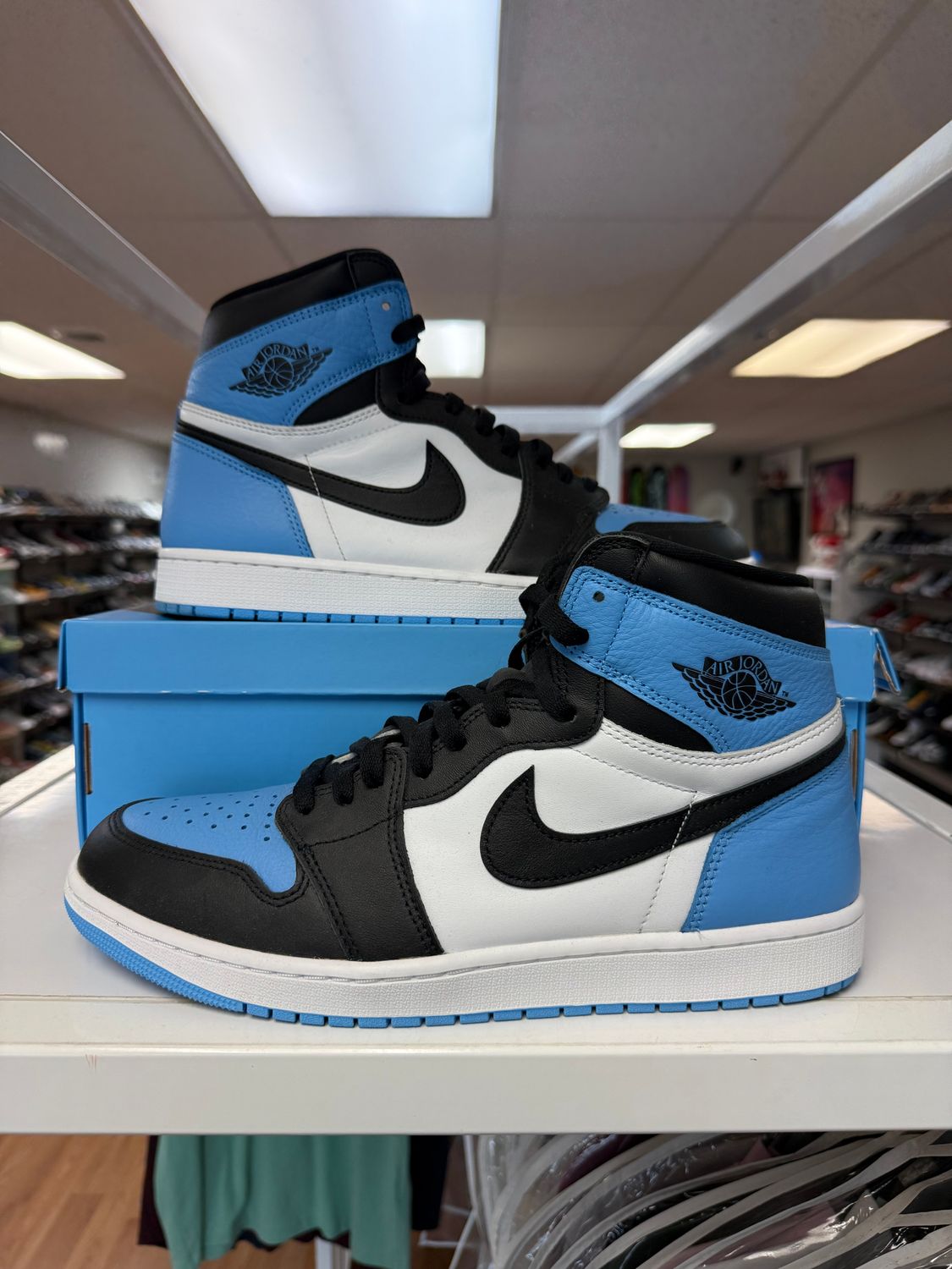 PO AIR JORDAN 1 UNC TOE SIZE 12