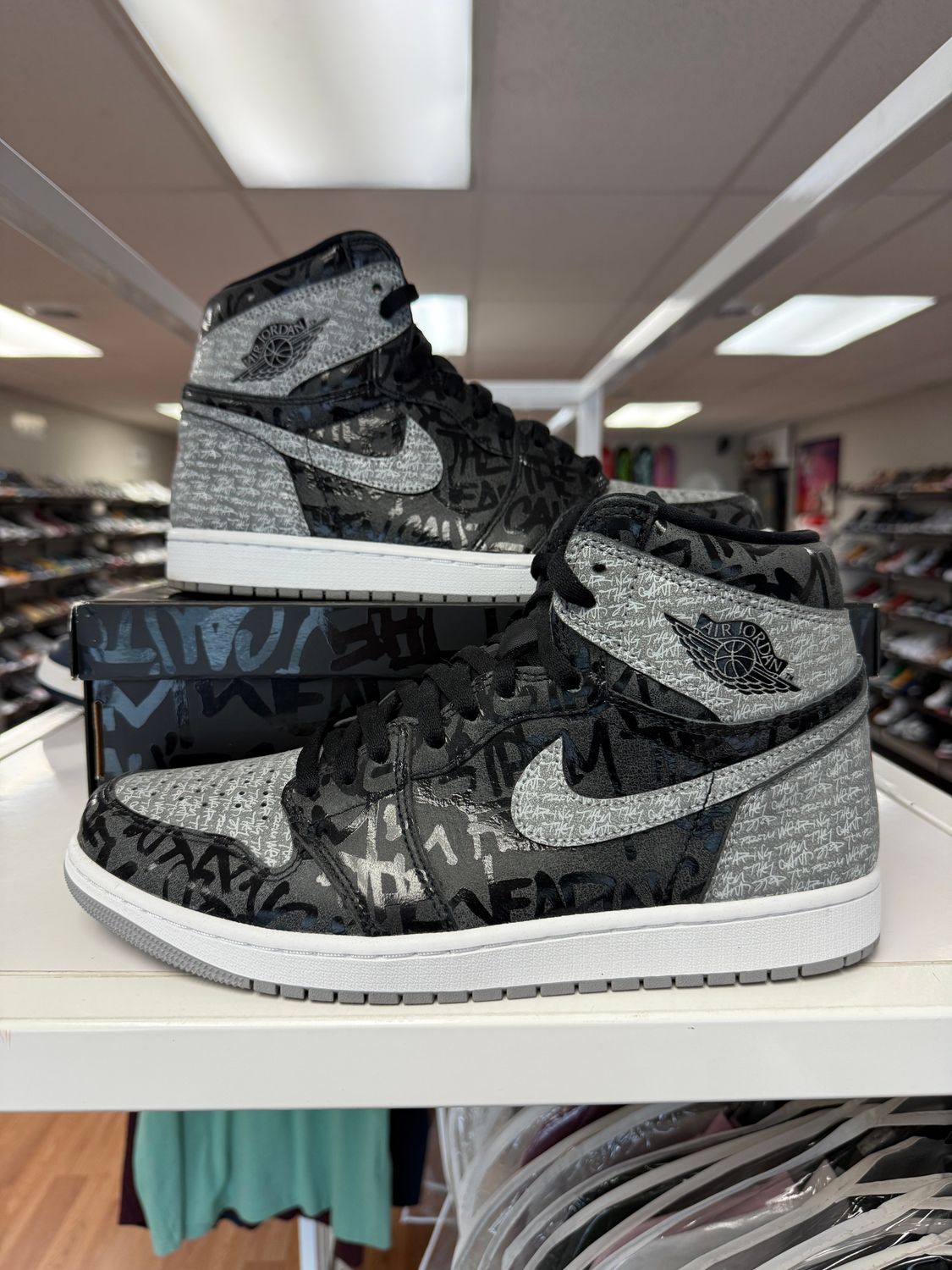 PO AIR JORDAN 1 REBELLIONAIRE SIZE 11.5
