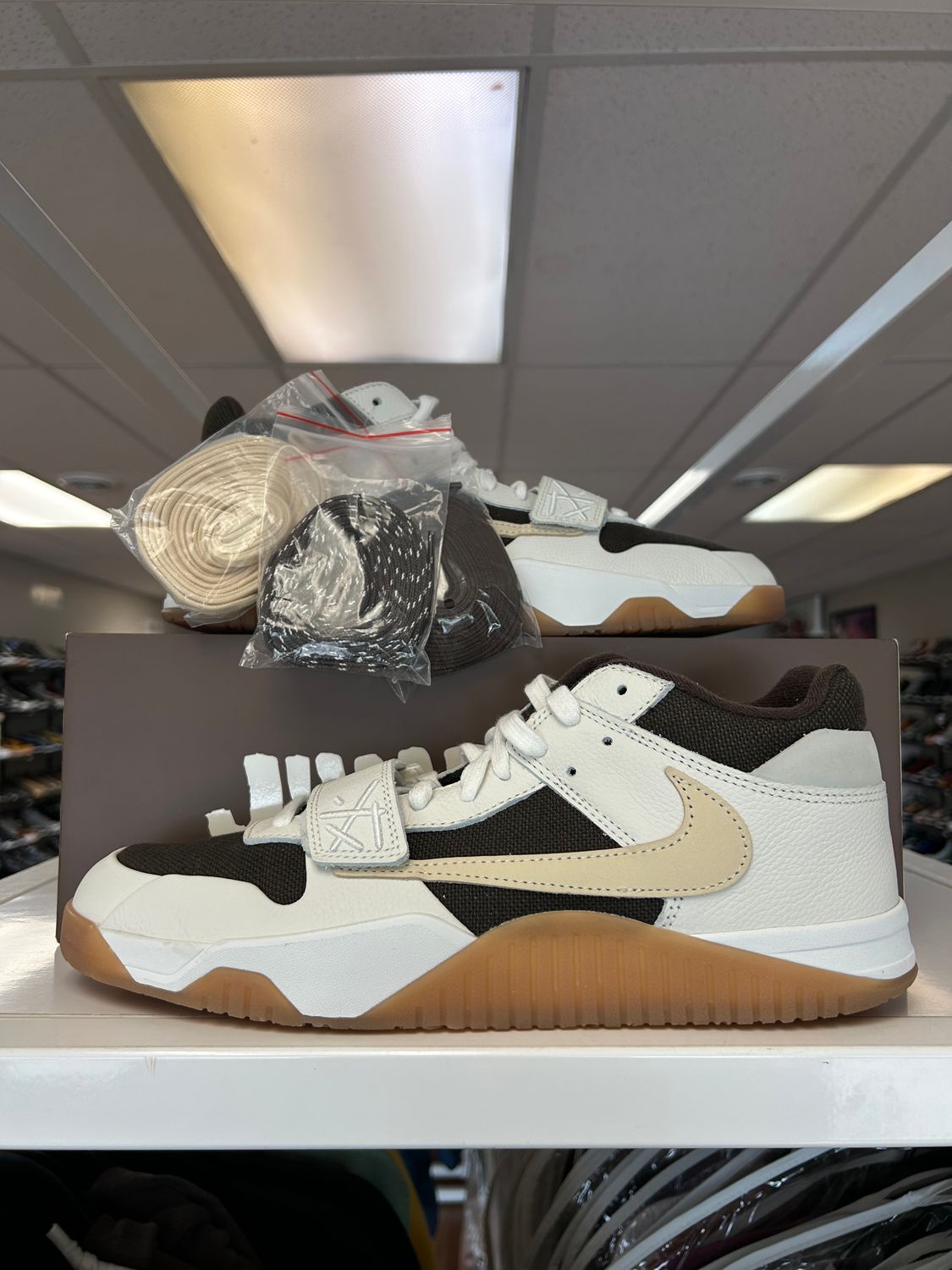 PO JORDAN JUMPMAN JACK TR TRAVIS SCOTT SAIL SIZE 13