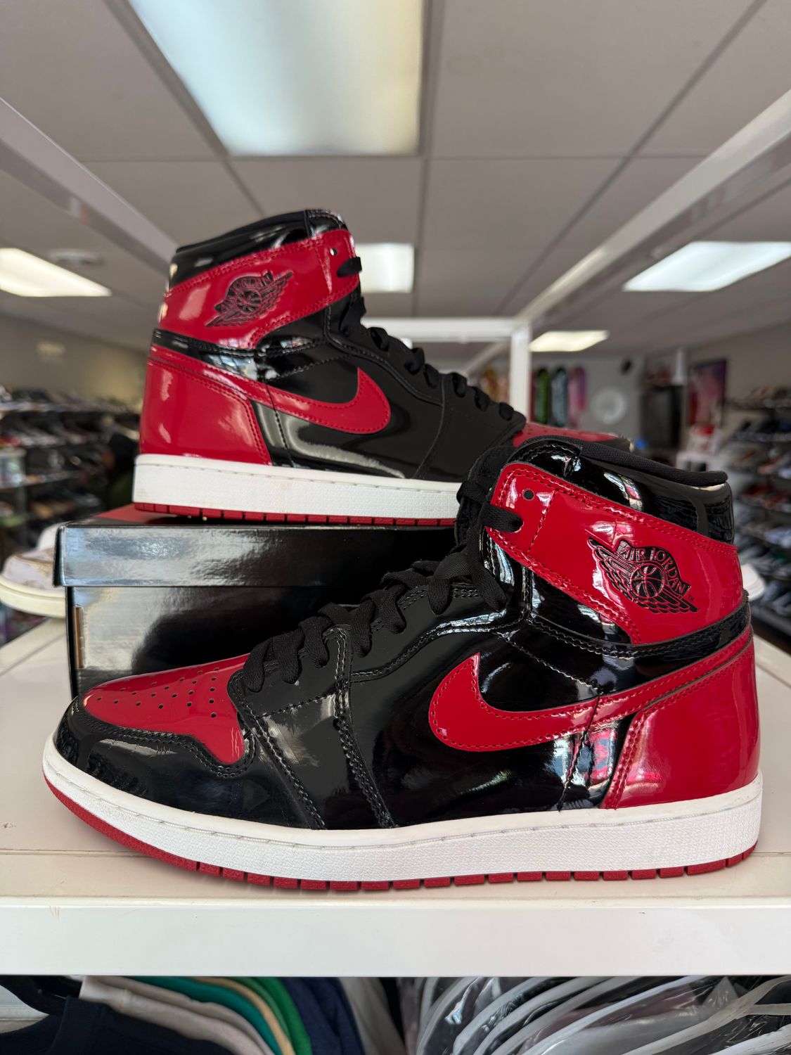 PO AIR JORDAN 1 HIGH PATENT BRED SIZE 12