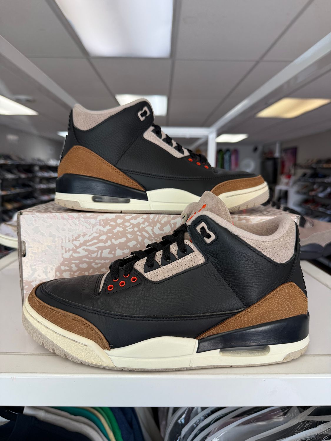 PO AIR JORDAN 3 DESERT ELEPHANT SIZE 9