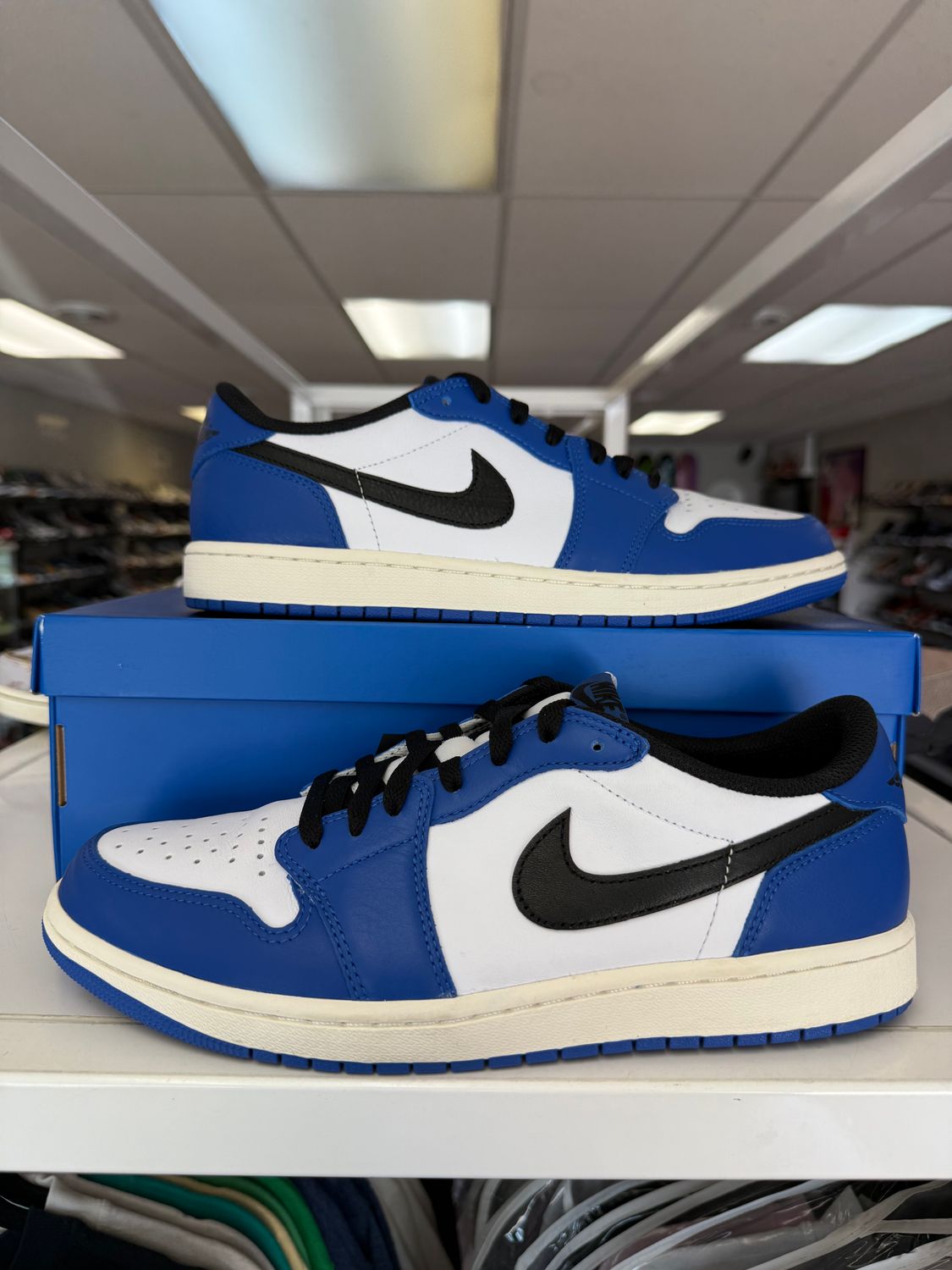PO AIR JORDAN 1 LOW GAME ROYAL SIZE 10.5