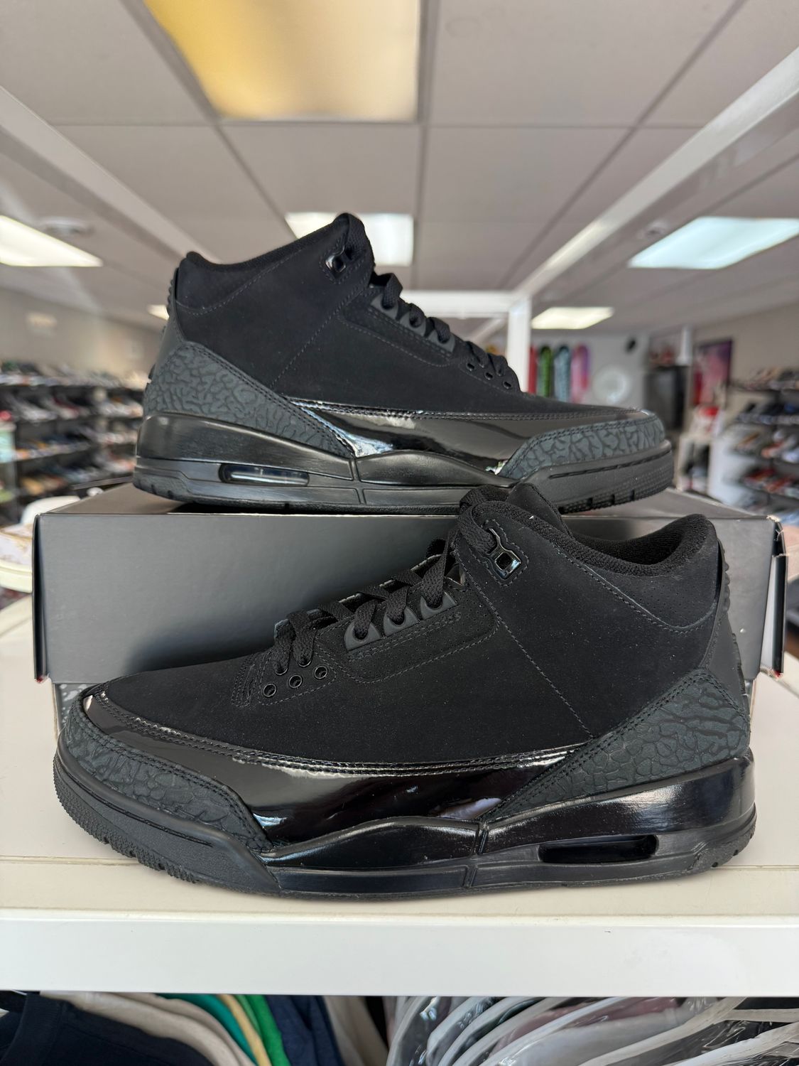 PO AIR JORDAN 3 BLACK CAT SIZE 8.5