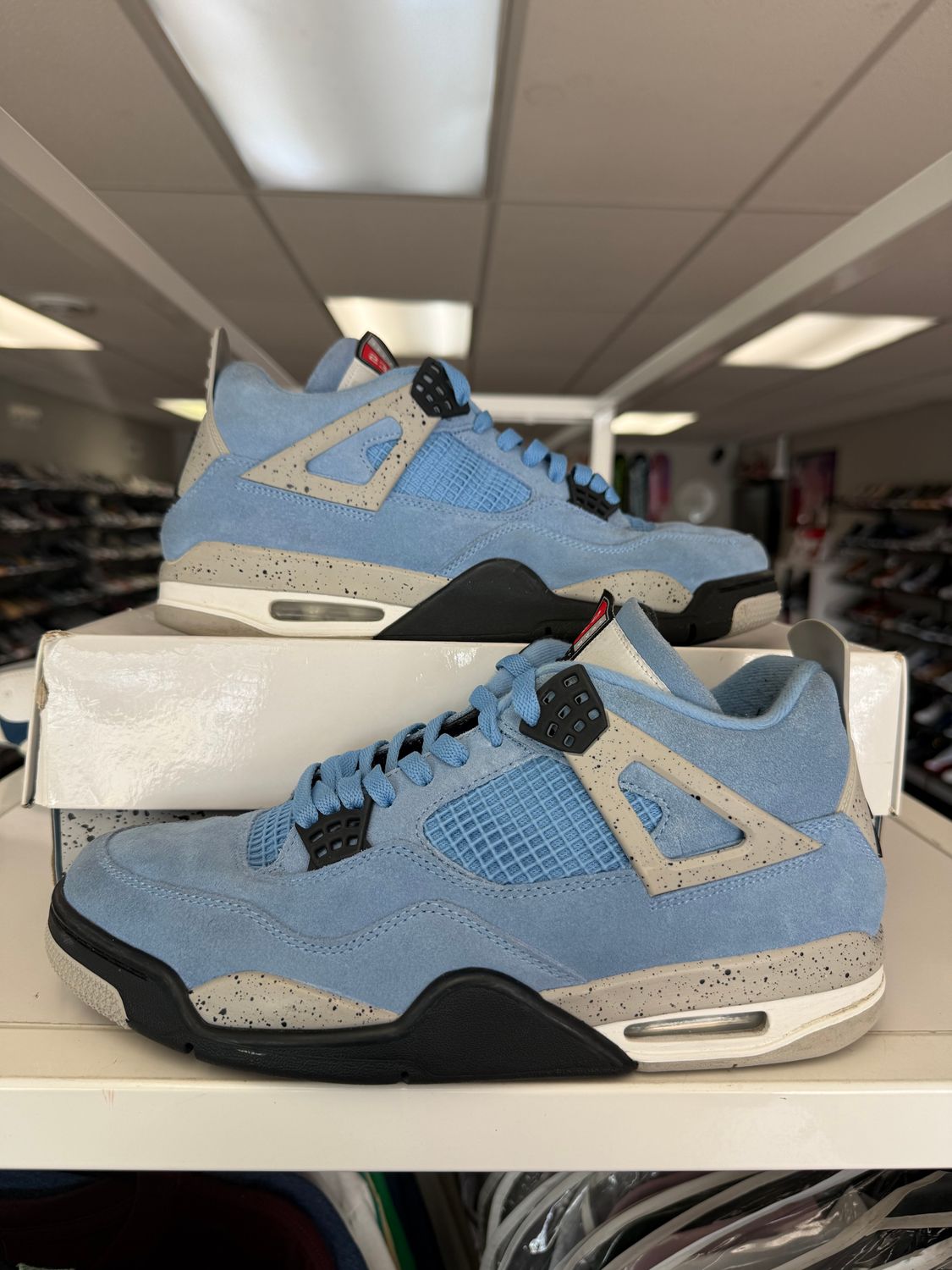 PO AIR JORDAN 4 UNIVERSITY BLUE SIZE 11