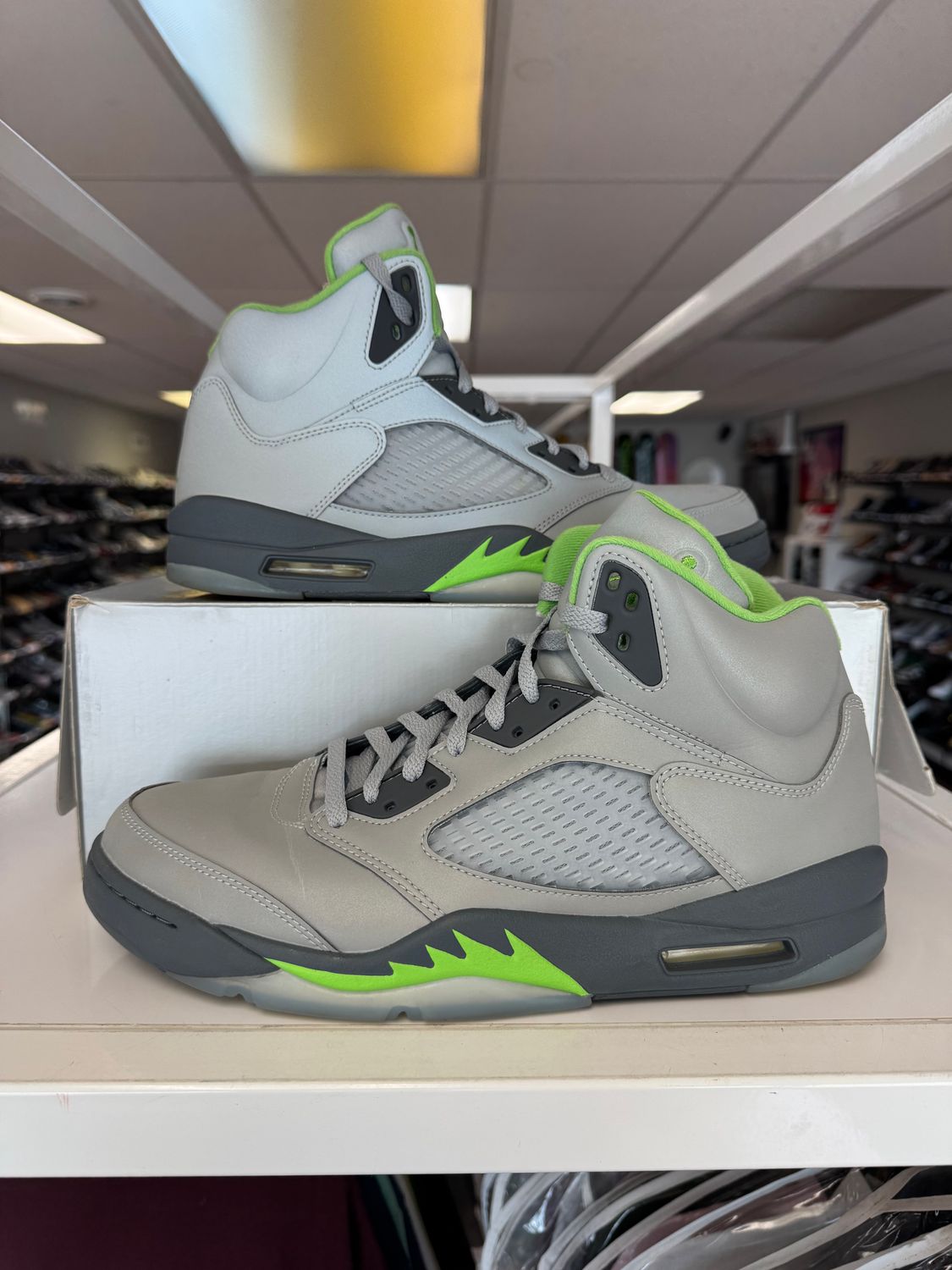 PO AIR JORDAN 5 GREEN BEAN SIZE 12