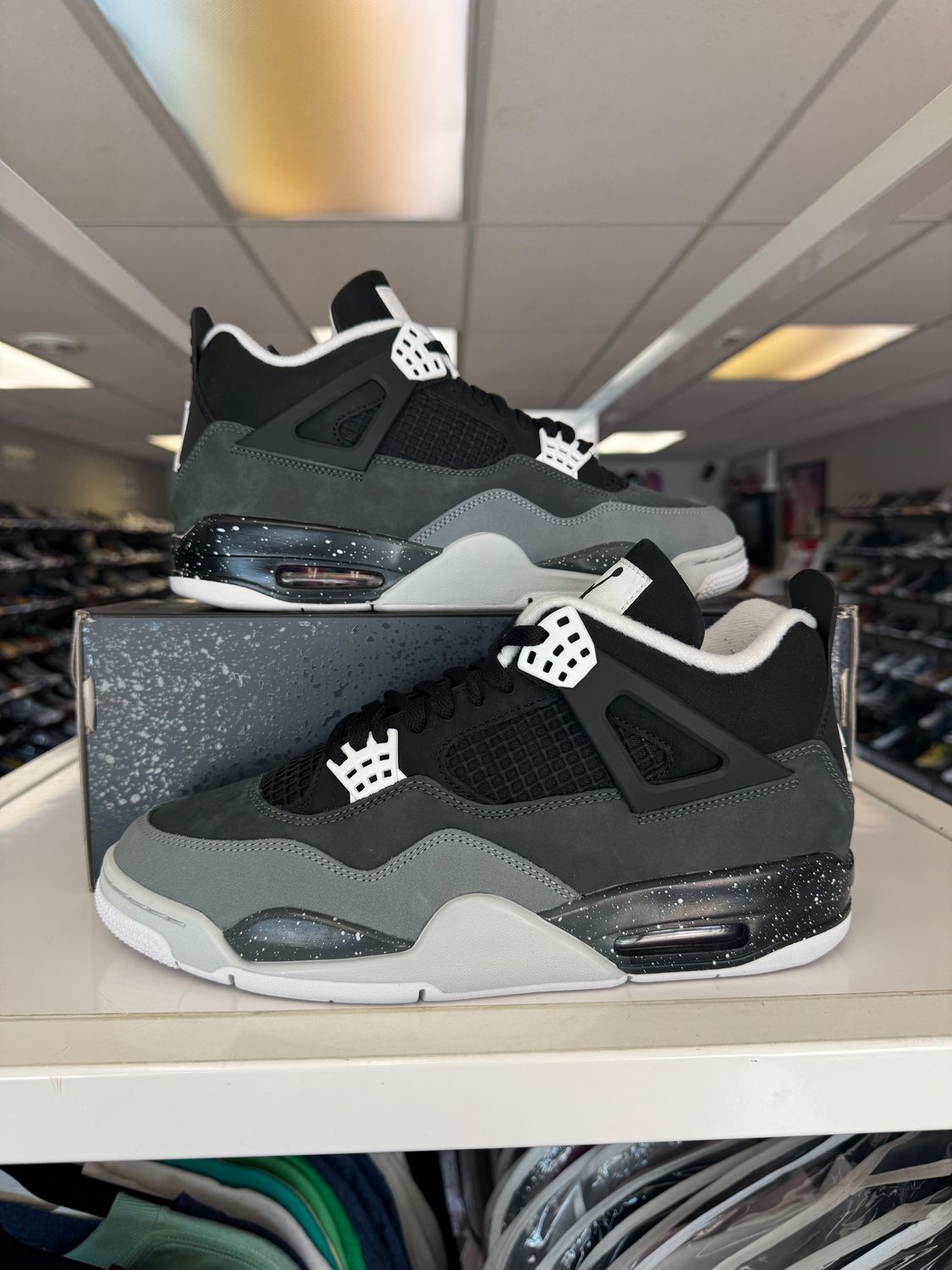PO AIR JORDAN 4 FEAR (2024) SIZE 10.5