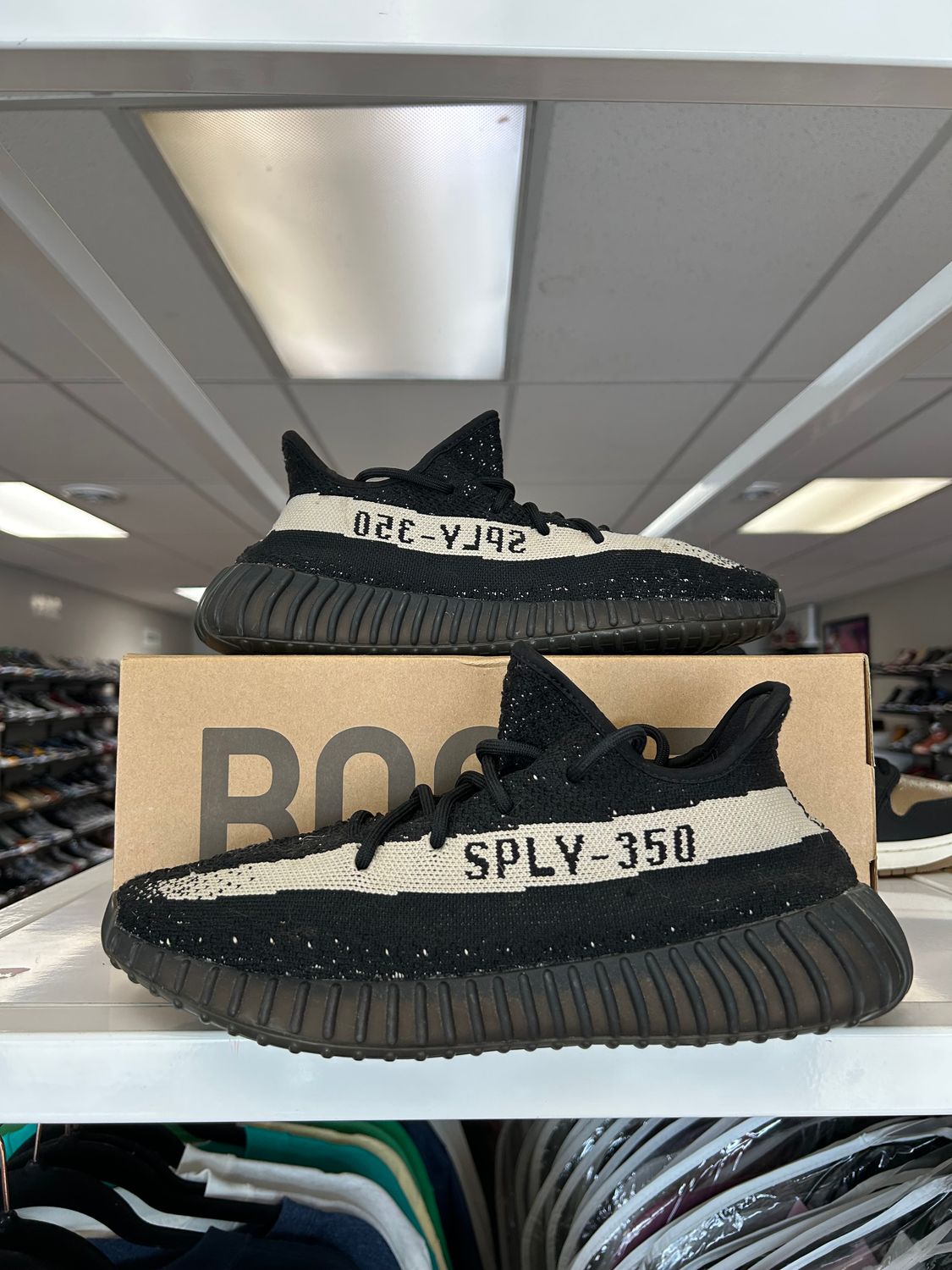 PO ADIDAS YEEZY 350 BOOST V2 CORE BLACK WHITE SIZE 9.5