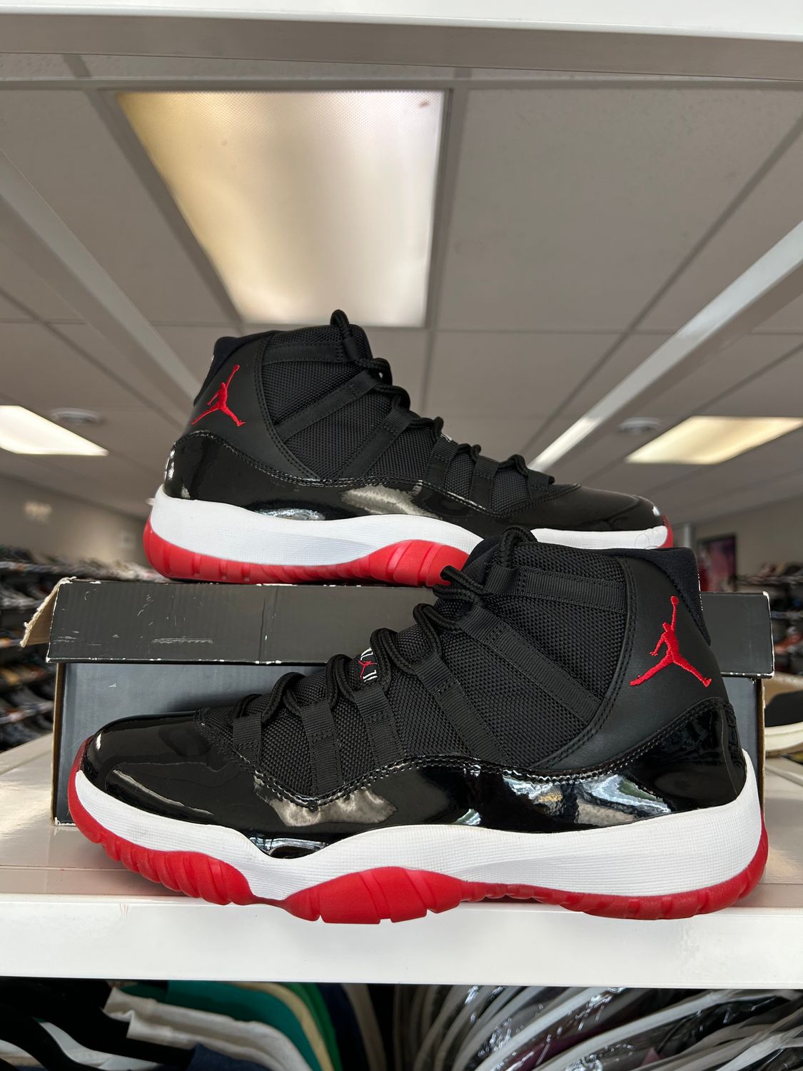 PO AIR JORDAN 11 PLAYOFF (2012) SIZE 10