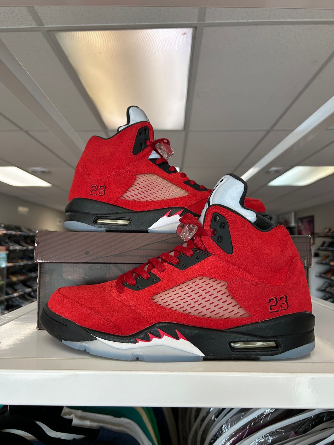 PO AIR JORDAN 5 RAGING BULLS 2021 SIZE 12