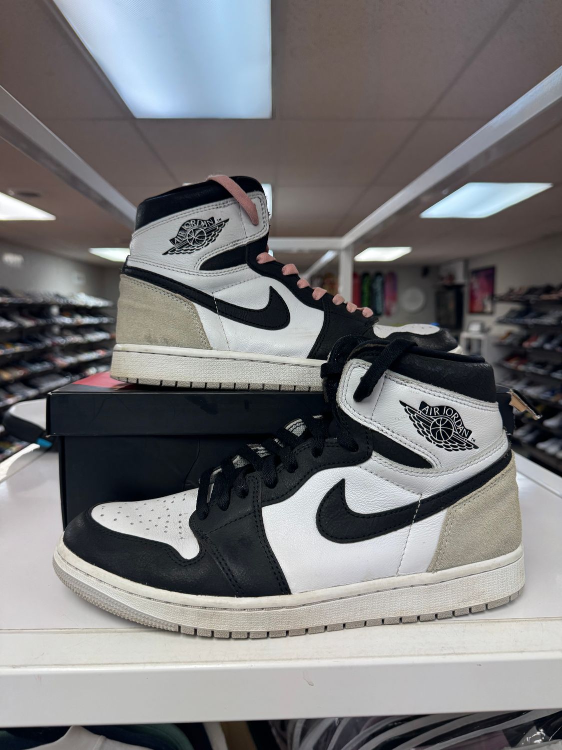 PO2 AIR JORDAN 1 HIGH BLEACHED CORAL SIZE 9
