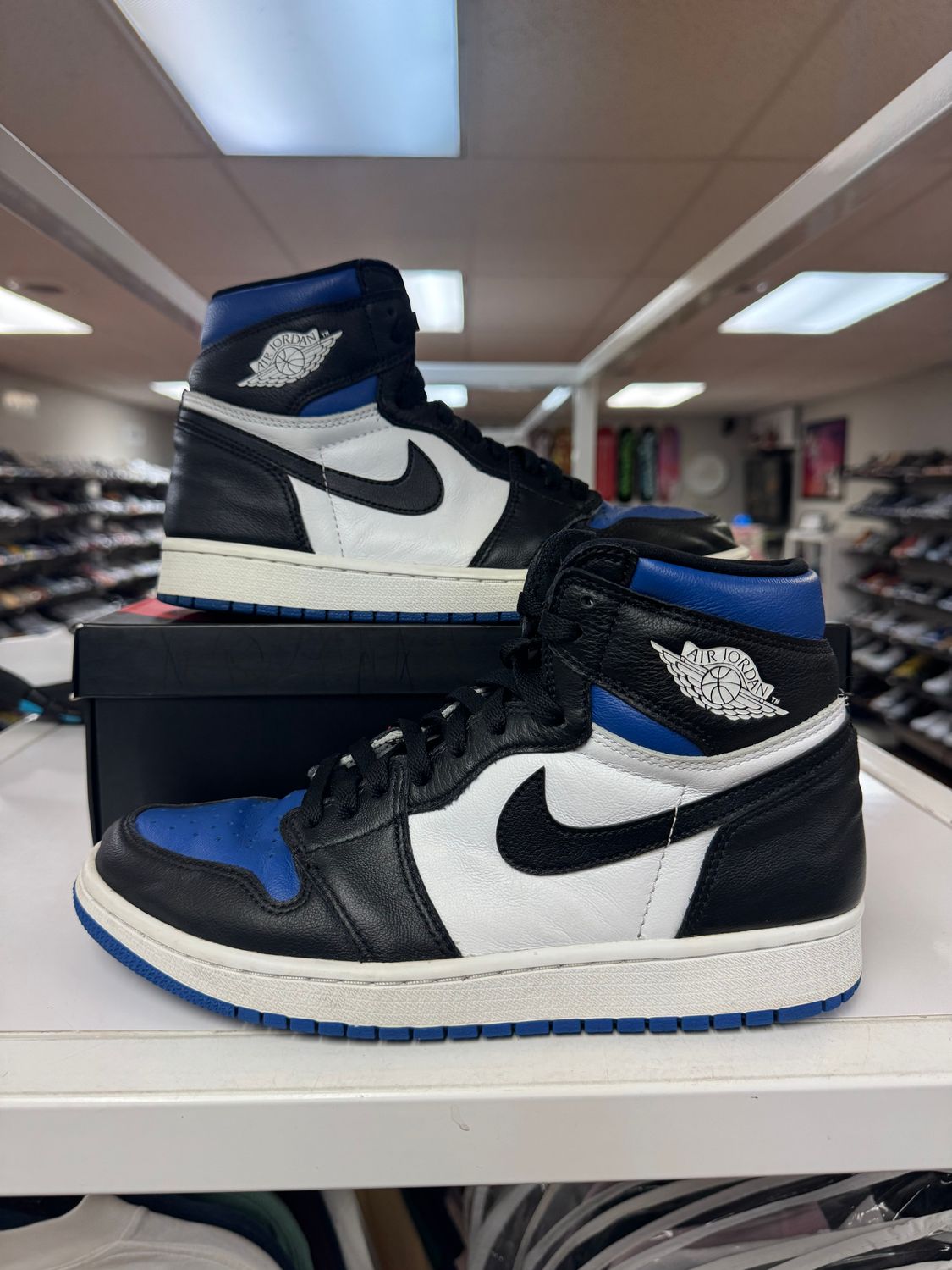 PO2 AIR JORDAN 1 ROYAL TOE SIZE 8.5