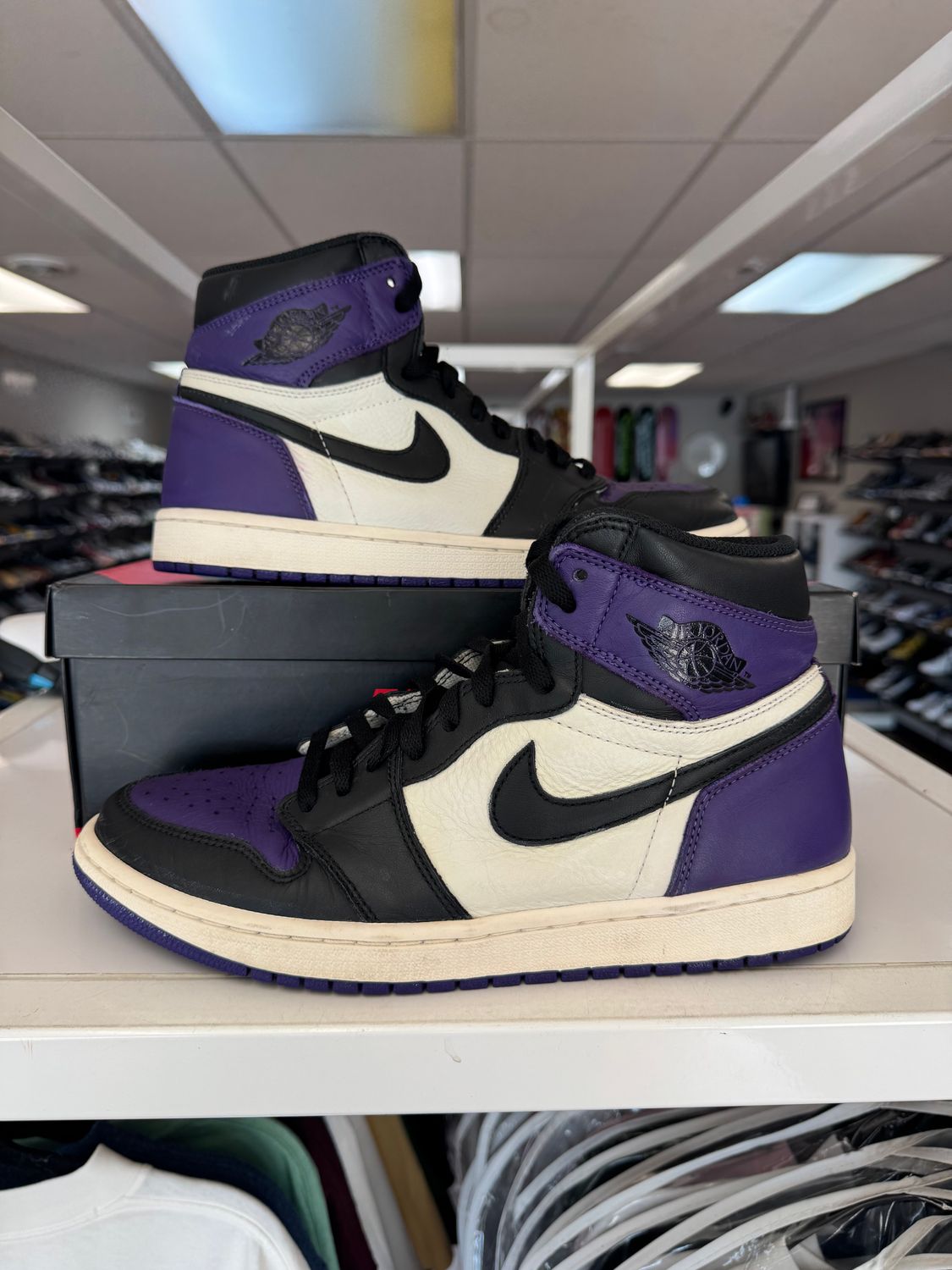 PO AIR JORDAN 1 RETRO HIGH COURT PURPLE SIZE 10.5